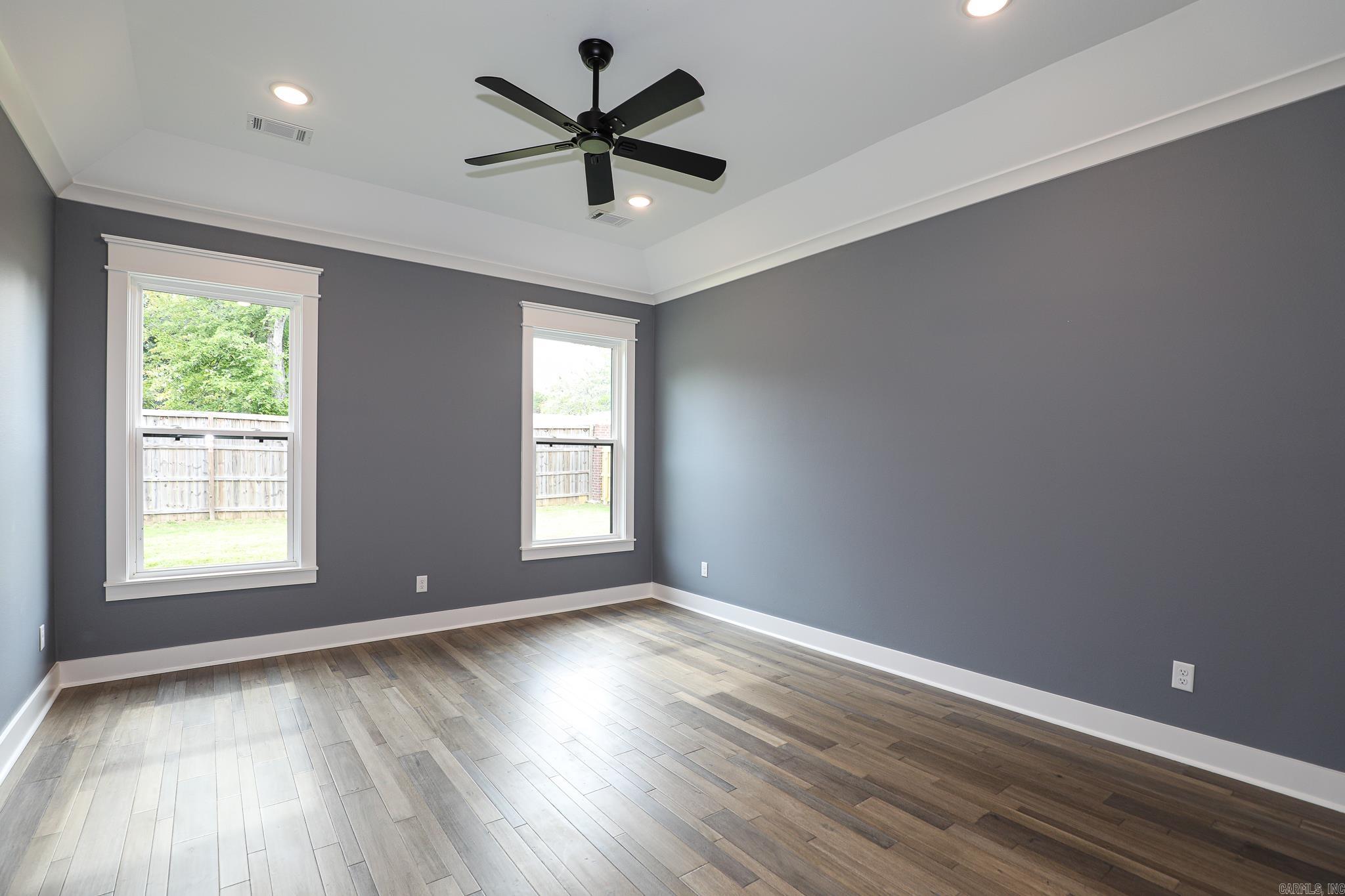 OLDE SALEM TOWNSHIP - Residential