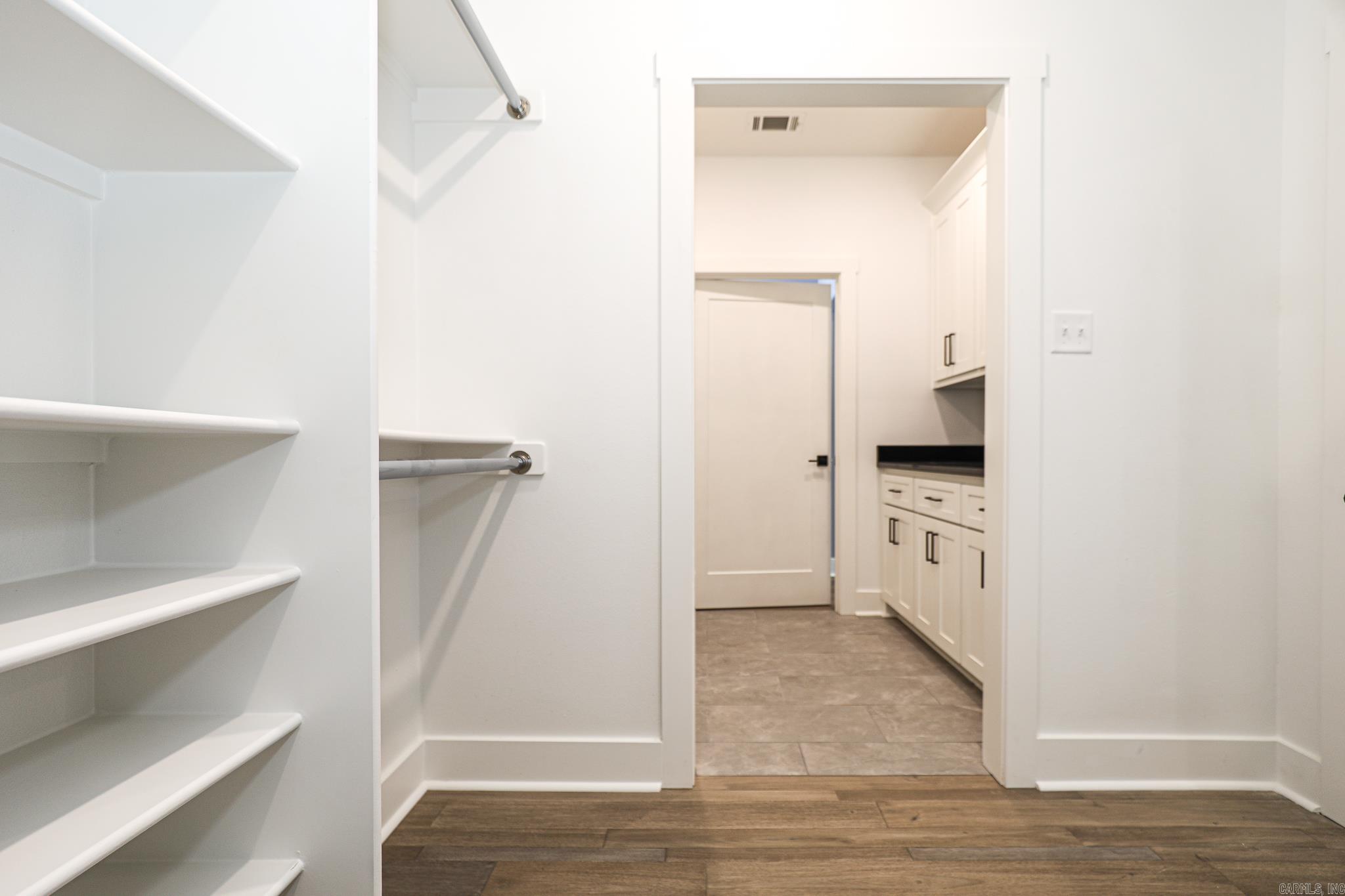 OLDE SALEM TOWNSHIP - Residential