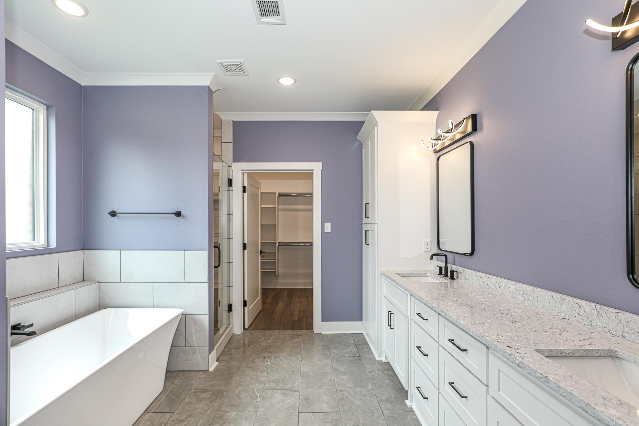 OLDE SALEM TOWNSHIP - Residential