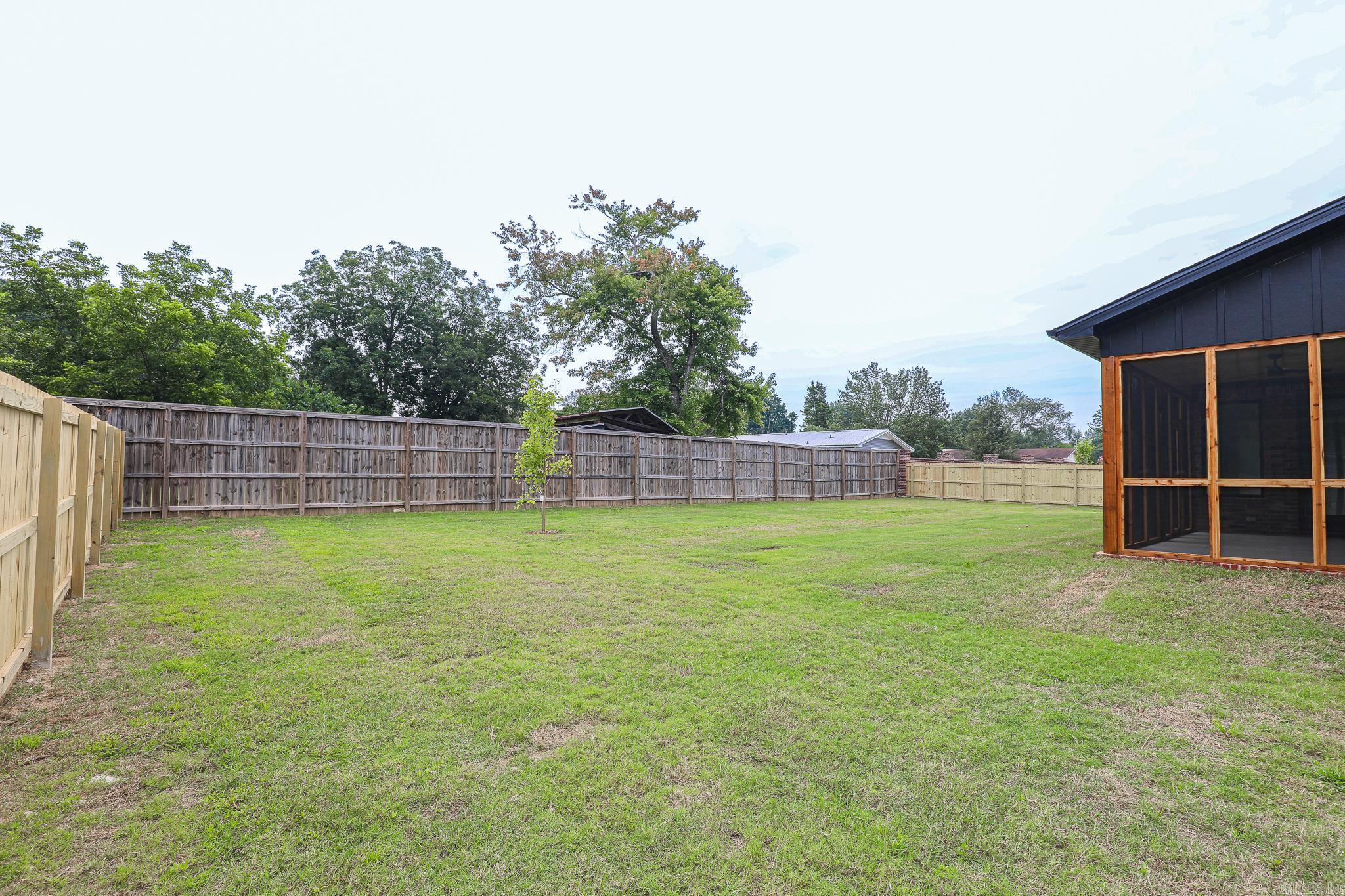 OLDE SALEM TOWNSHIP - Residential