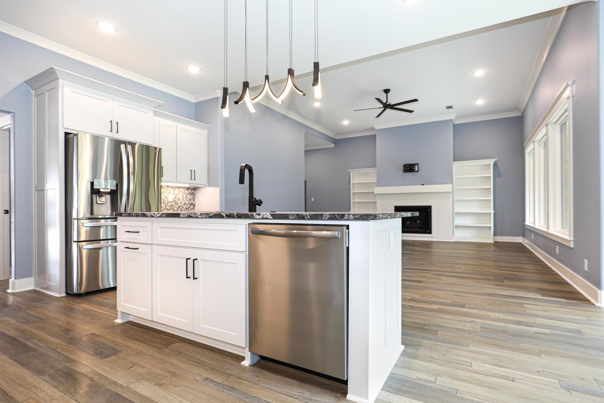 OLDE SALEM TOWNSHIP - Residential