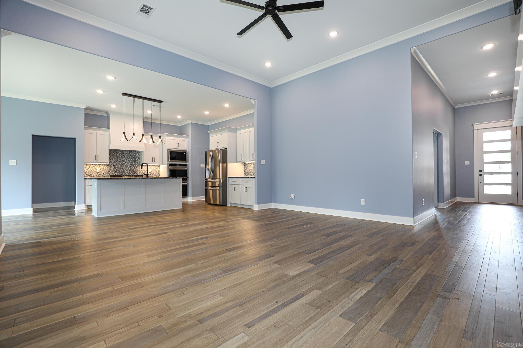 OLDE SALEM TOWNSHIP - Residential