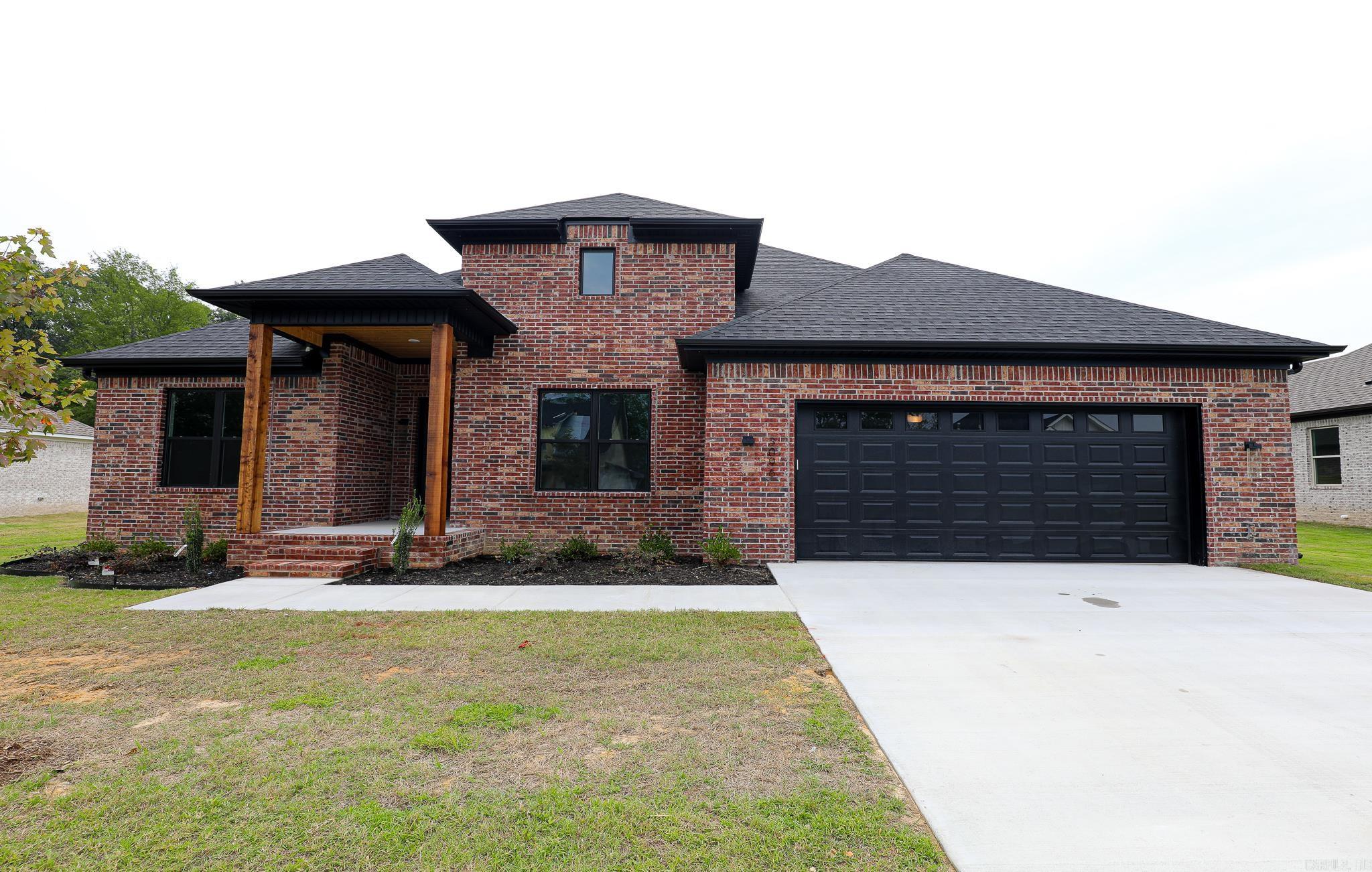 OLDE SALEM TOWNSHIP - Residential