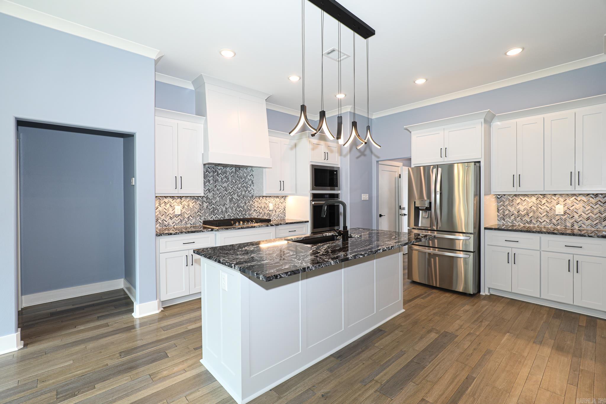 OLDE SALEM TOWNSHIP - Residential