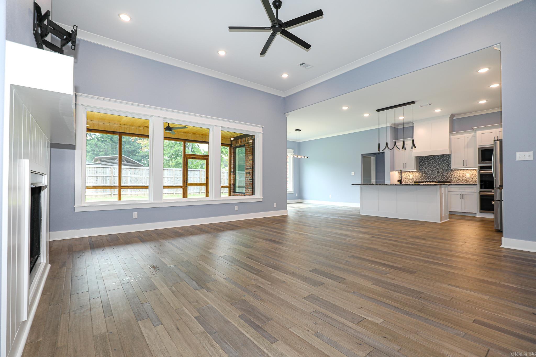 OLDE SALEM TOWNSHIP - Residential