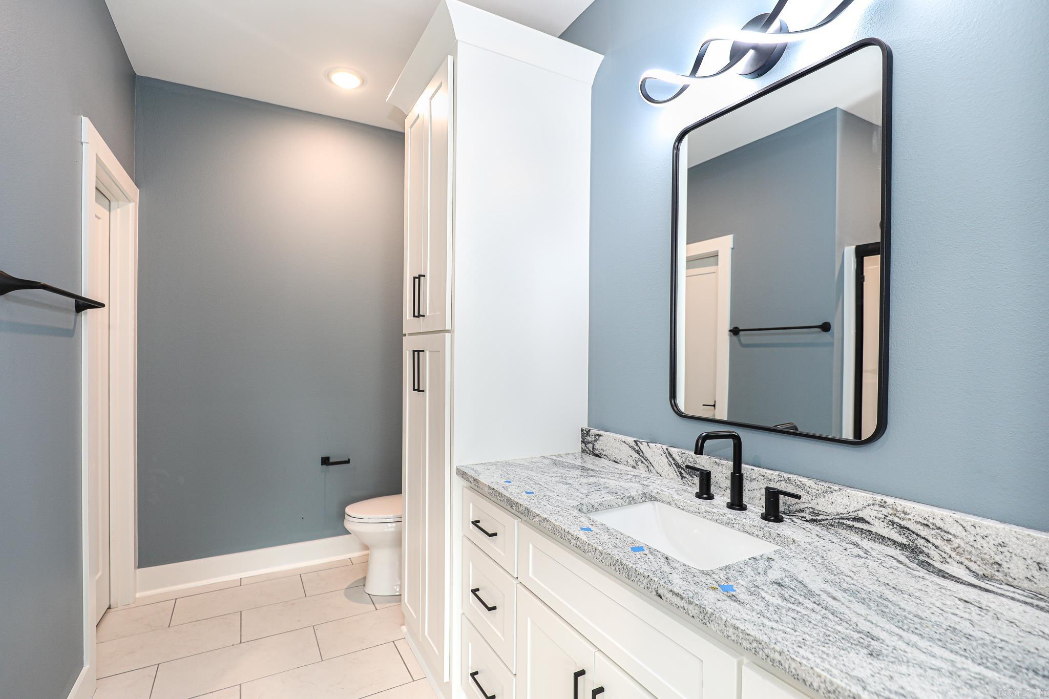 OLDE SALEM TOWNSHIP - Residential