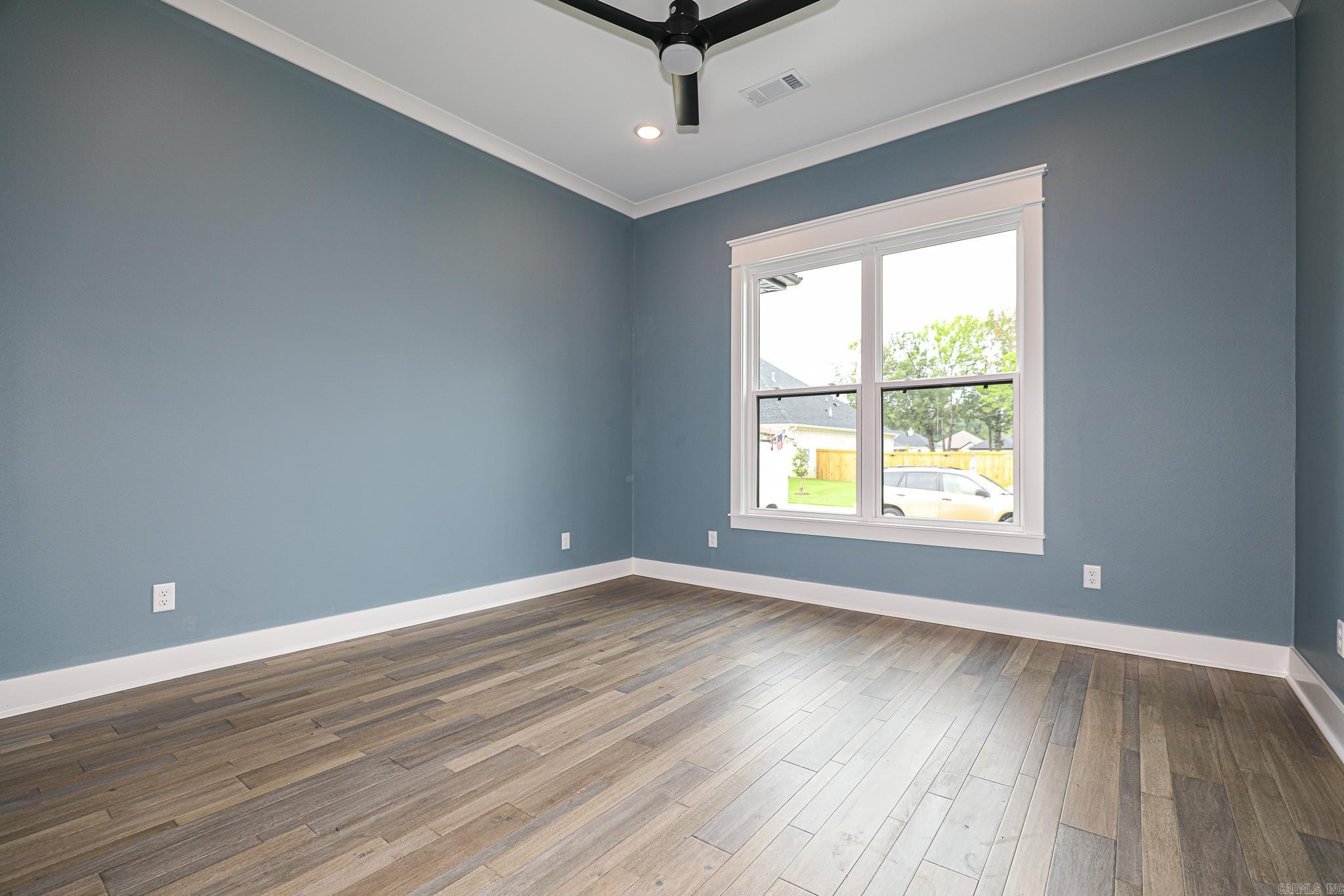 OLDE SALEM TOWNSHIP - Residential