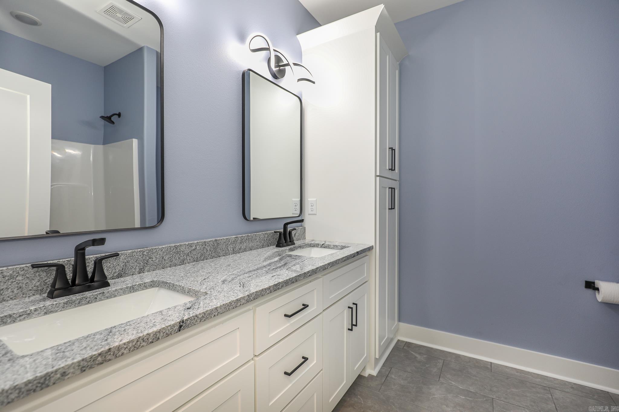 OLDE SALEM TOWNSHIP - Residential