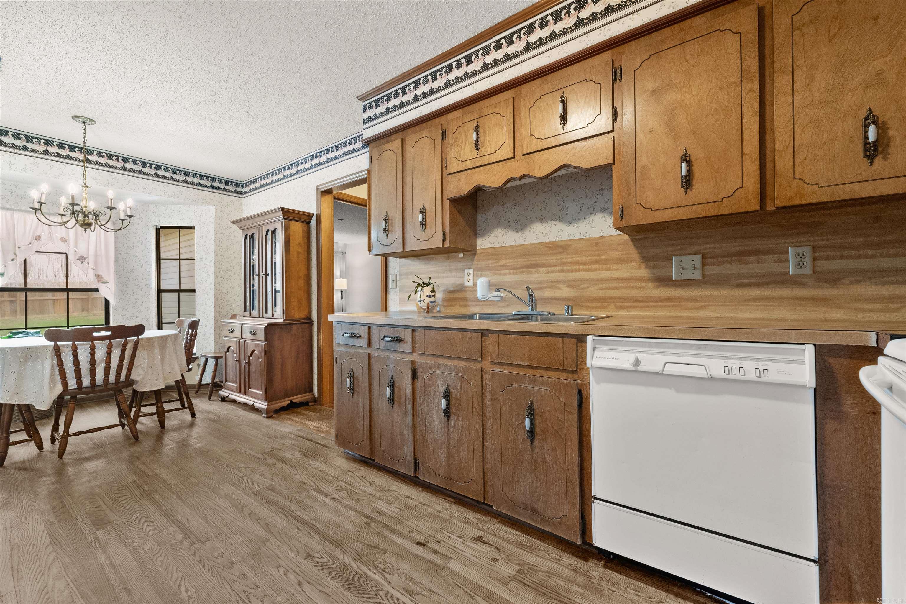 HEATHERBRAE - Residential