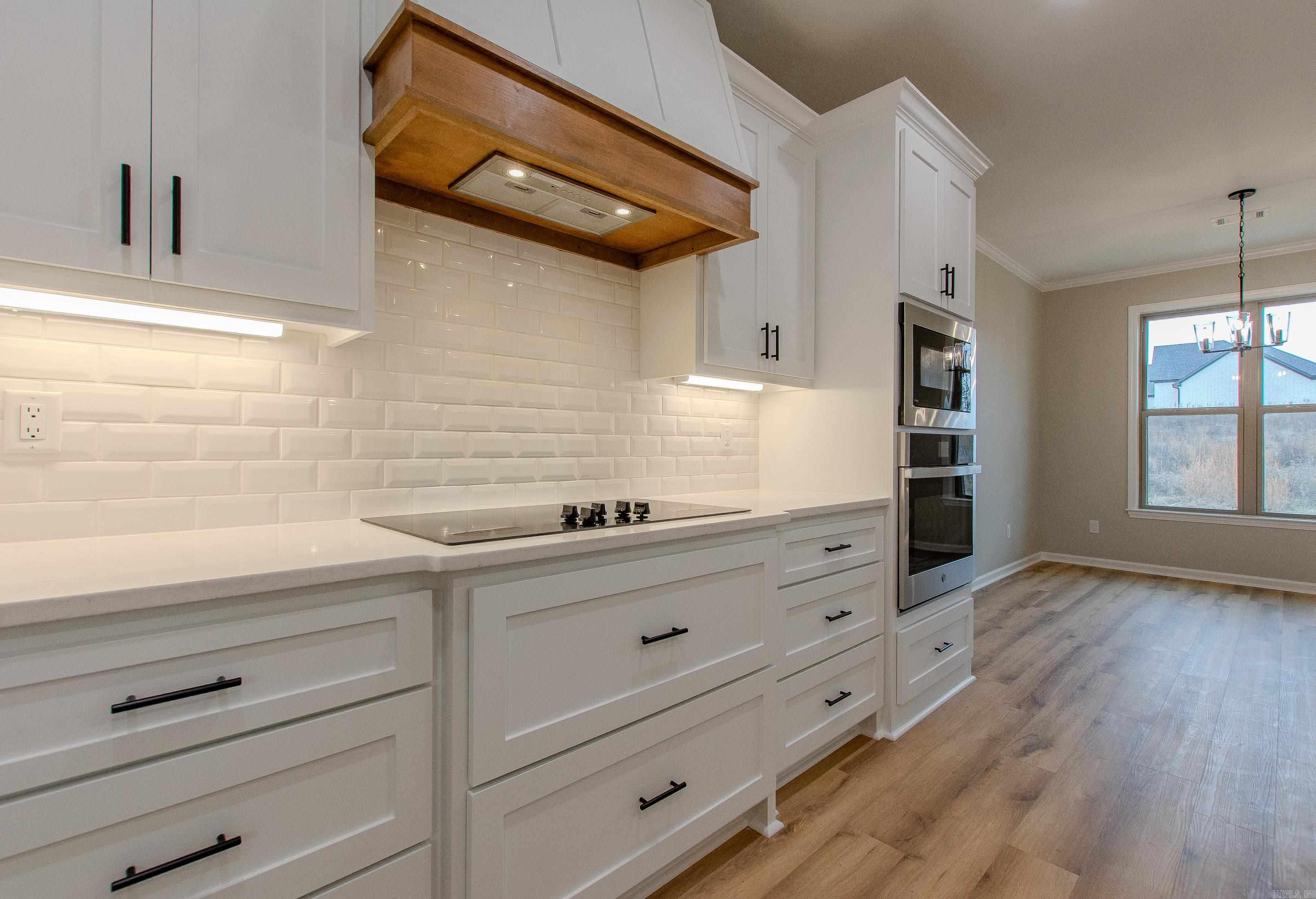 HIDDEN VALLEY ESTATES - Residential