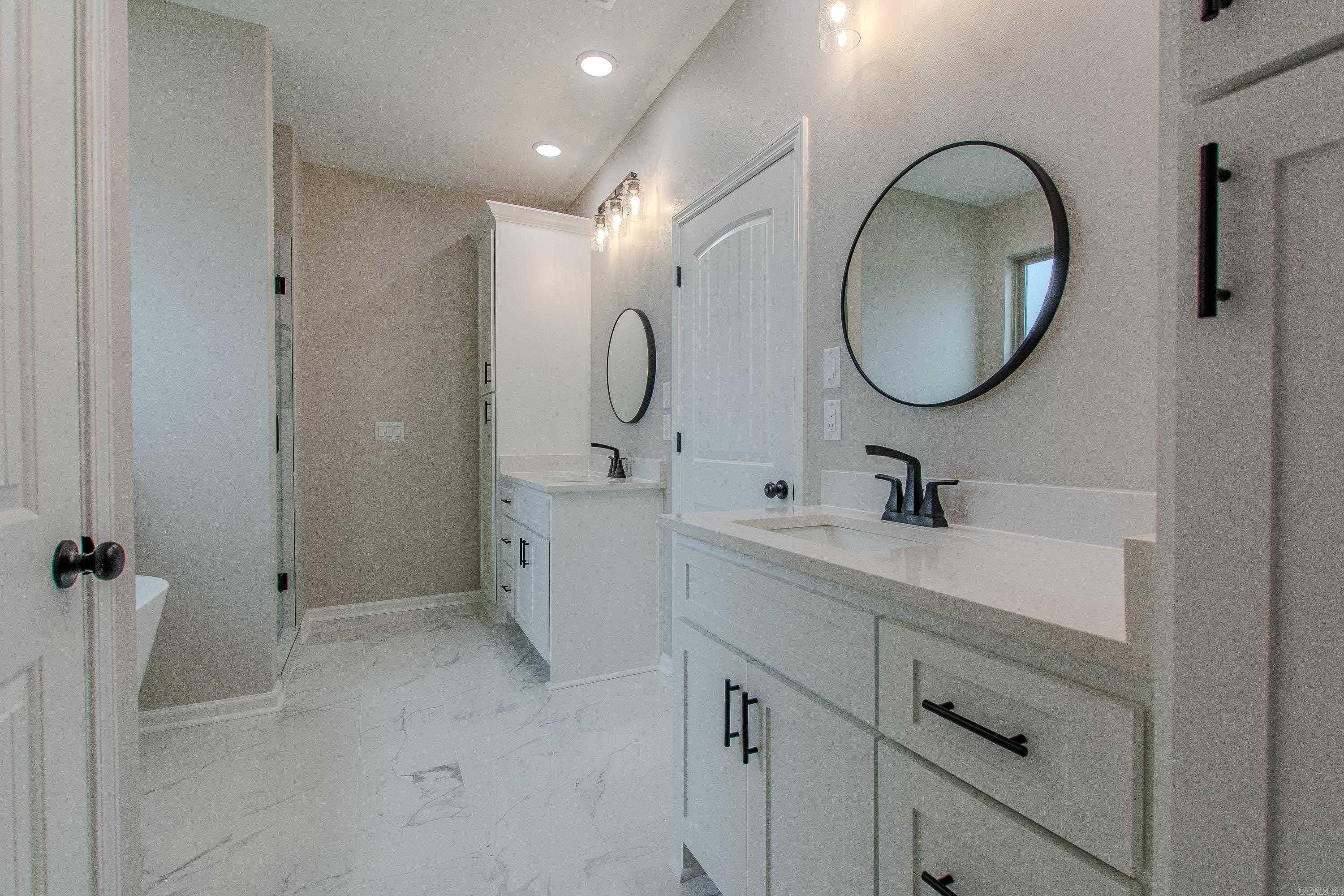 HIDDEN VALLEY ESTATES - Residential