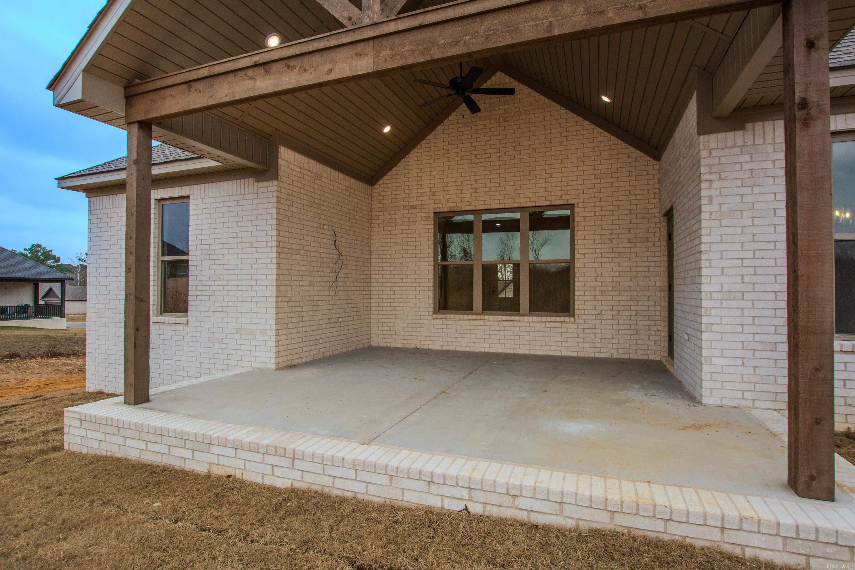 HIDDEN VALLEY ESTATES - Residential