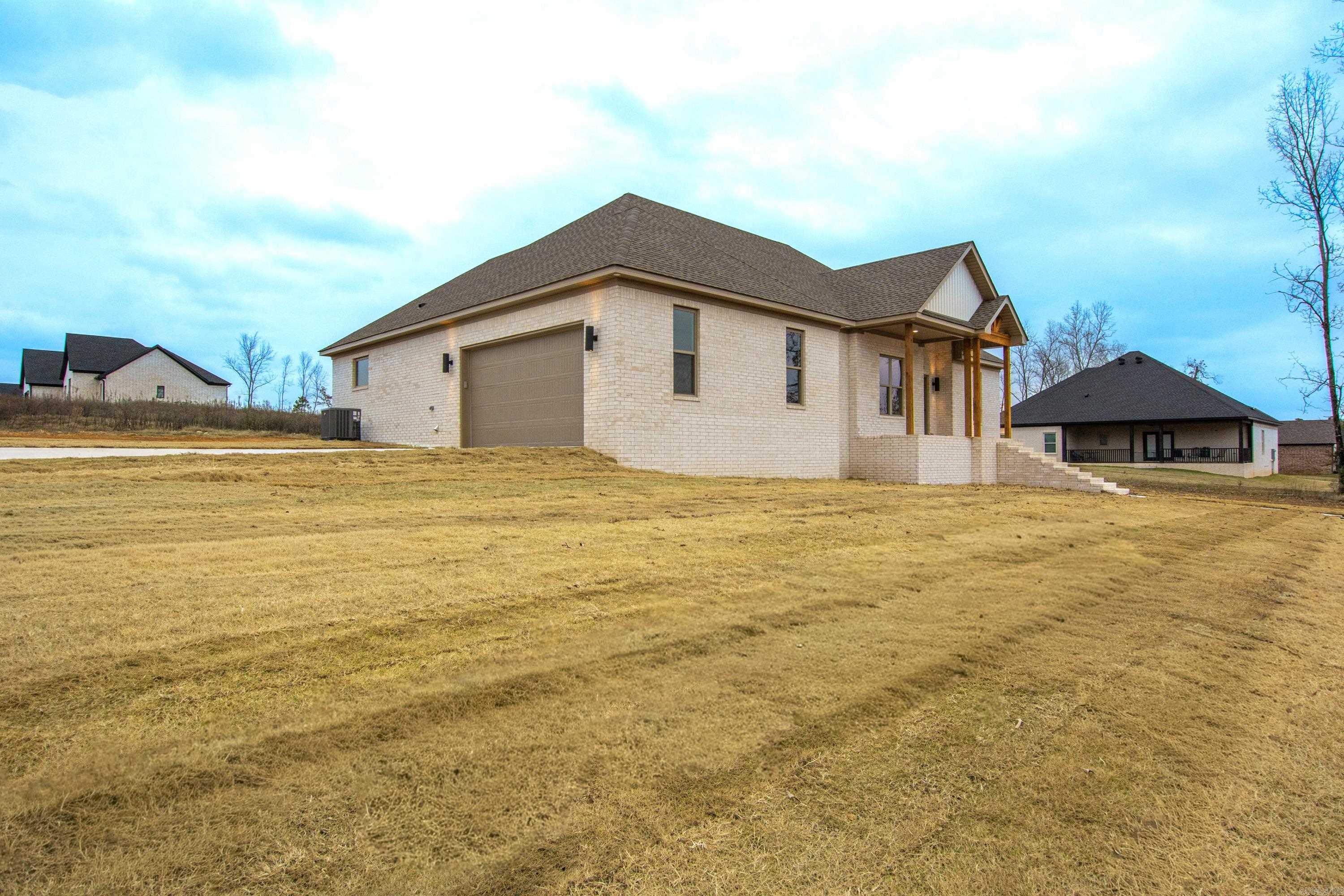 HIDDEN VALLEY ESTATES - Residential