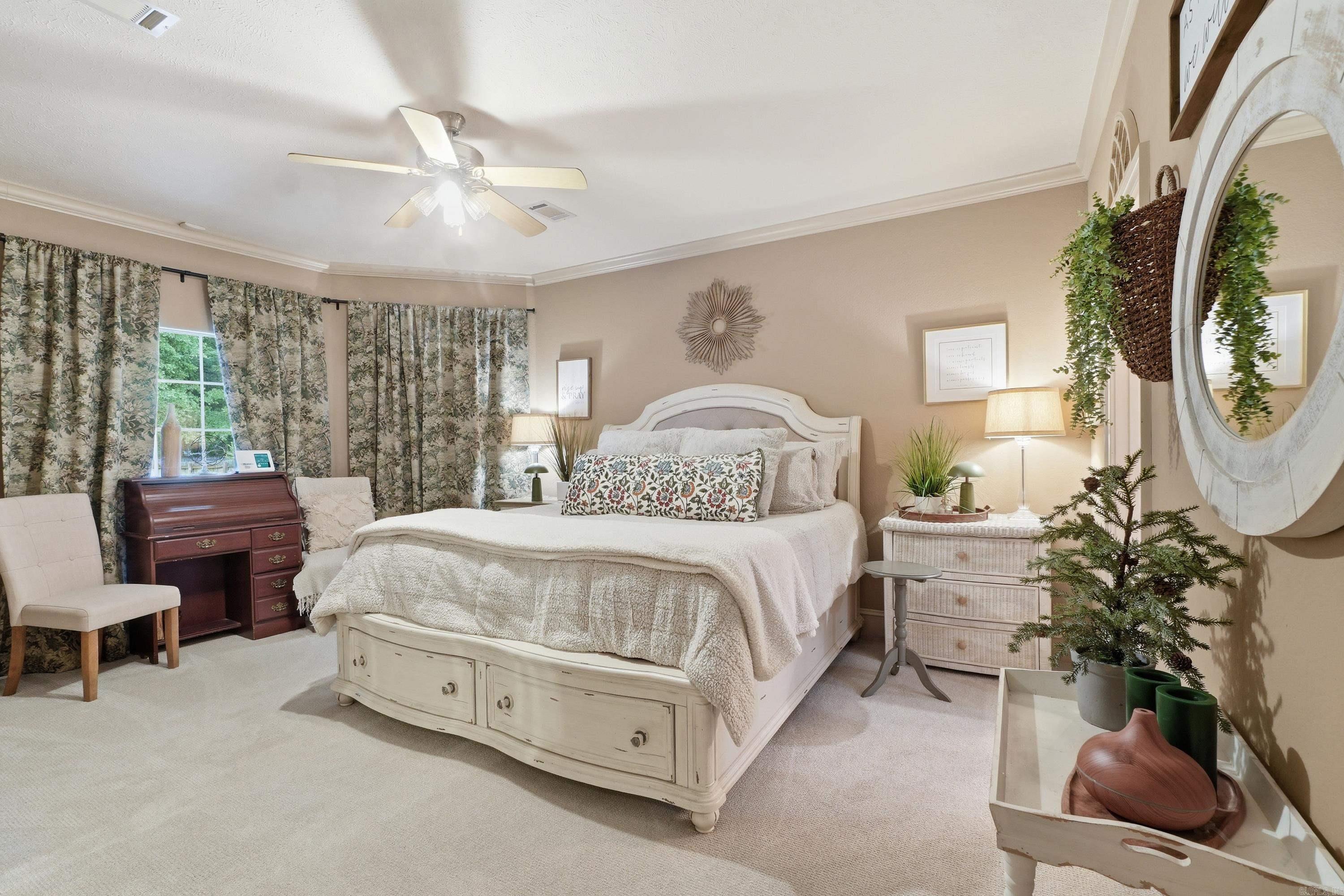 CLUB CREEK - Residential