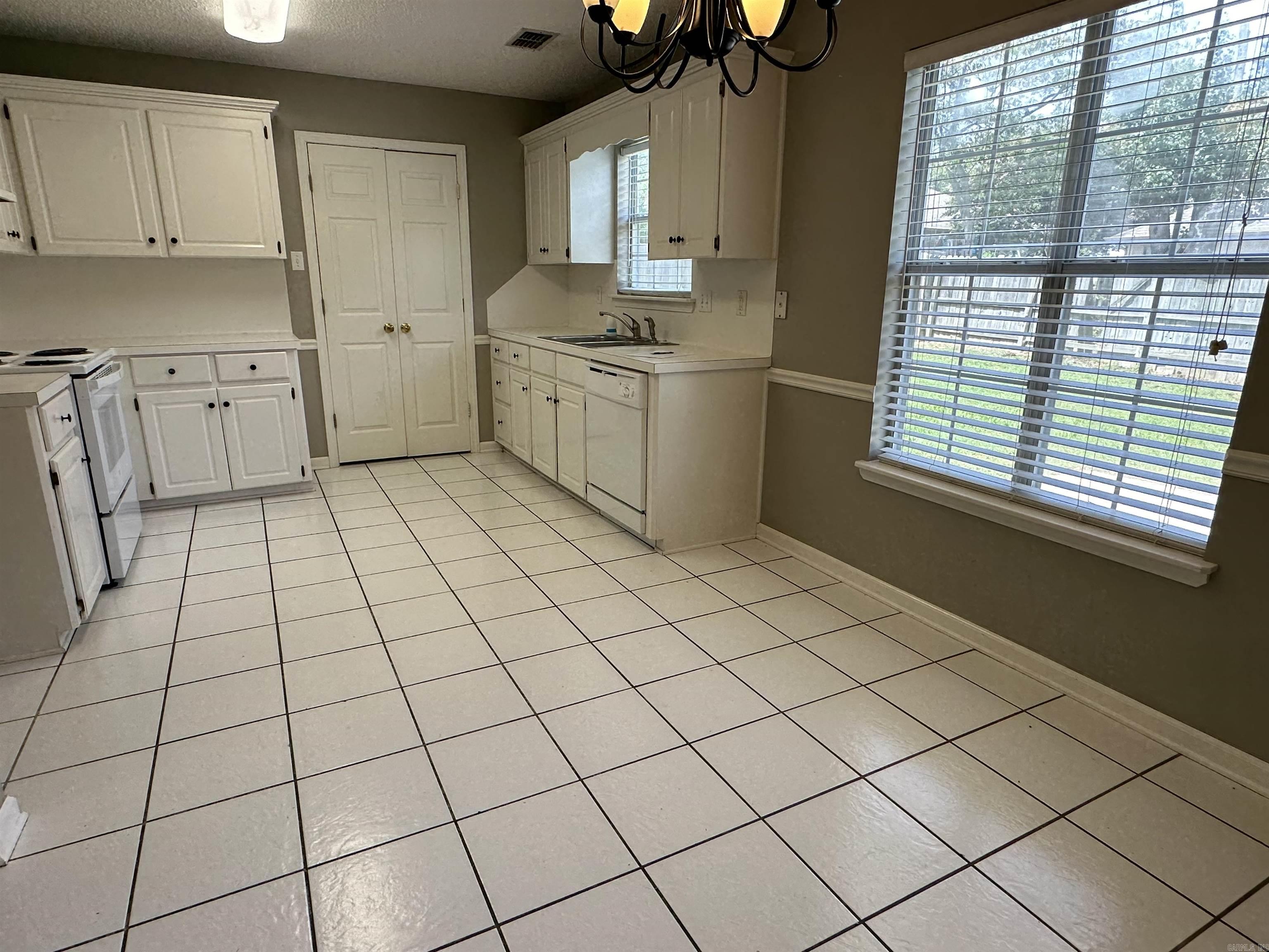 Hunters Run - Residential Lease