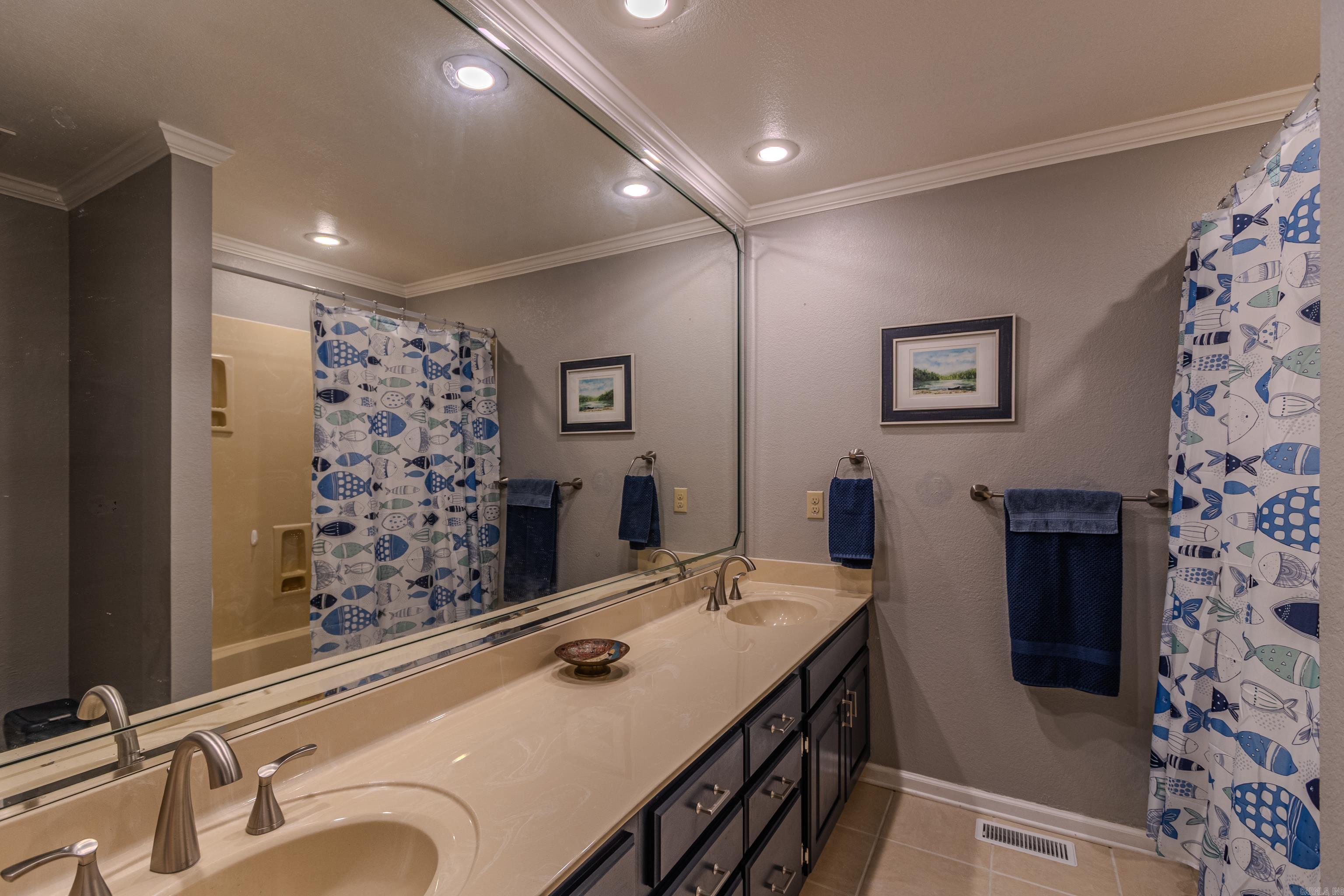 CAROL LEE - Residential