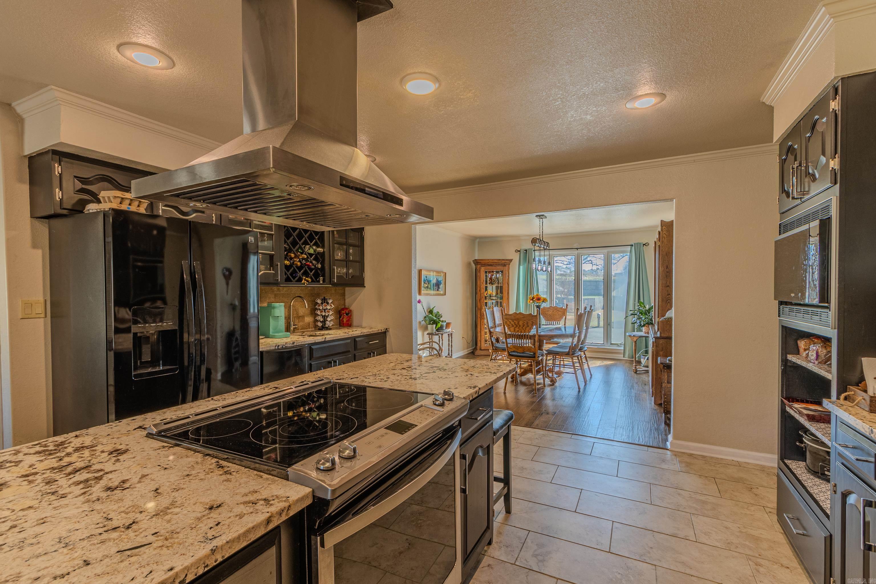 CAROL LEE - Residential