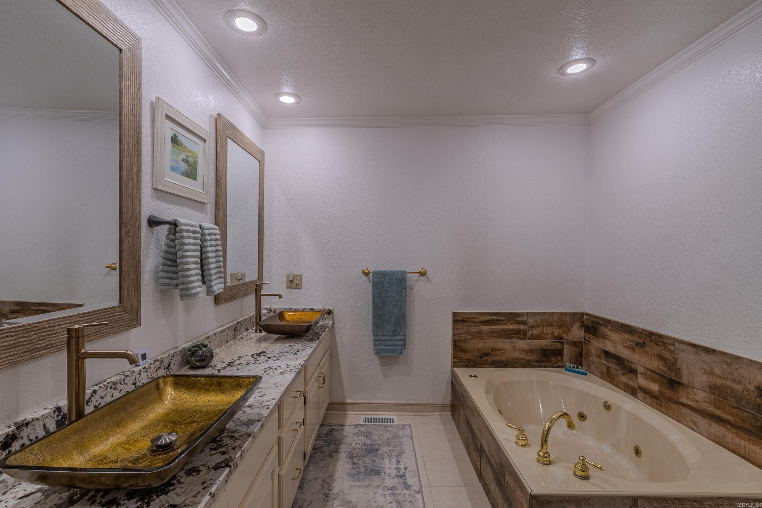 CAROL LEE - Residential