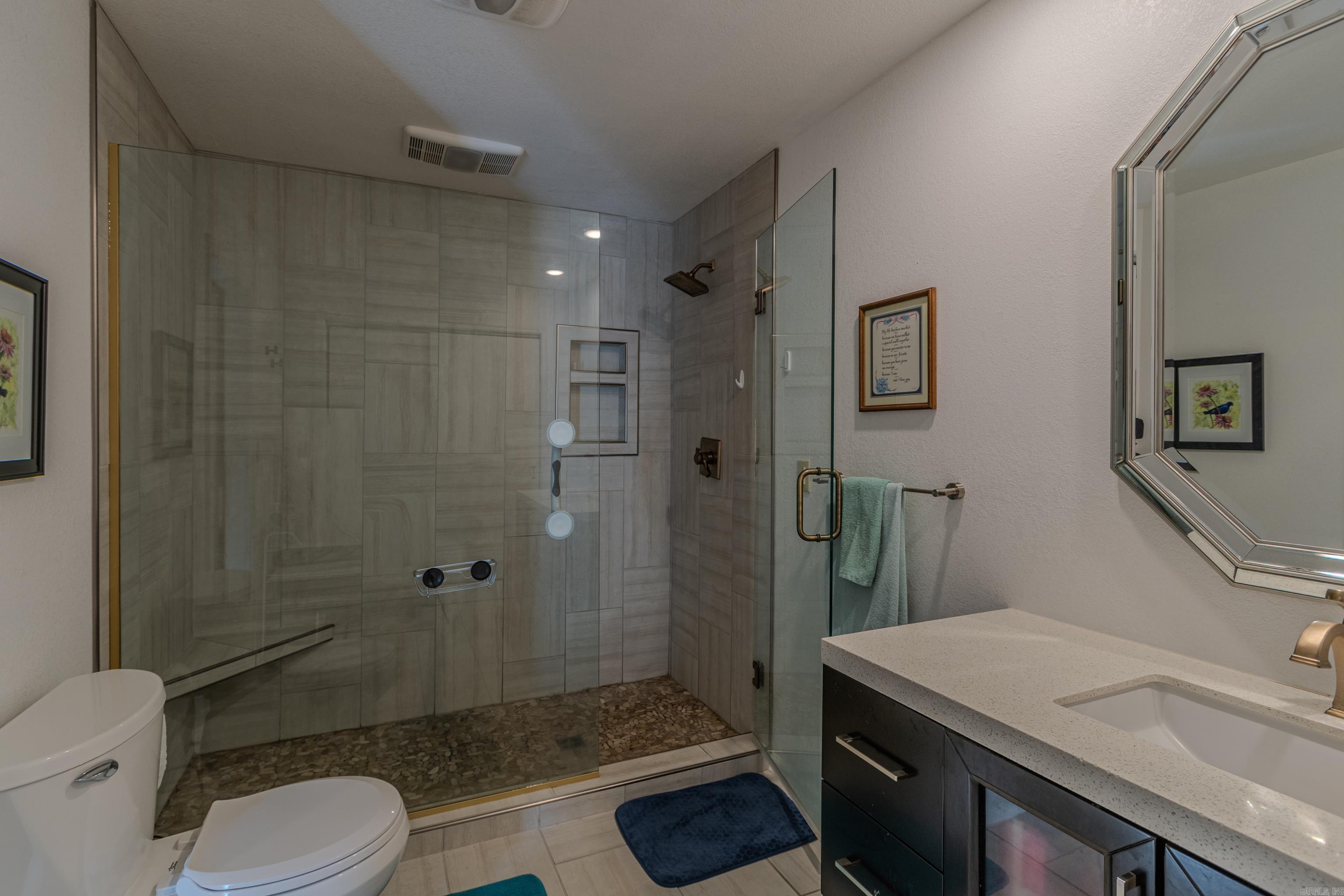 CAROL LEE - Residential