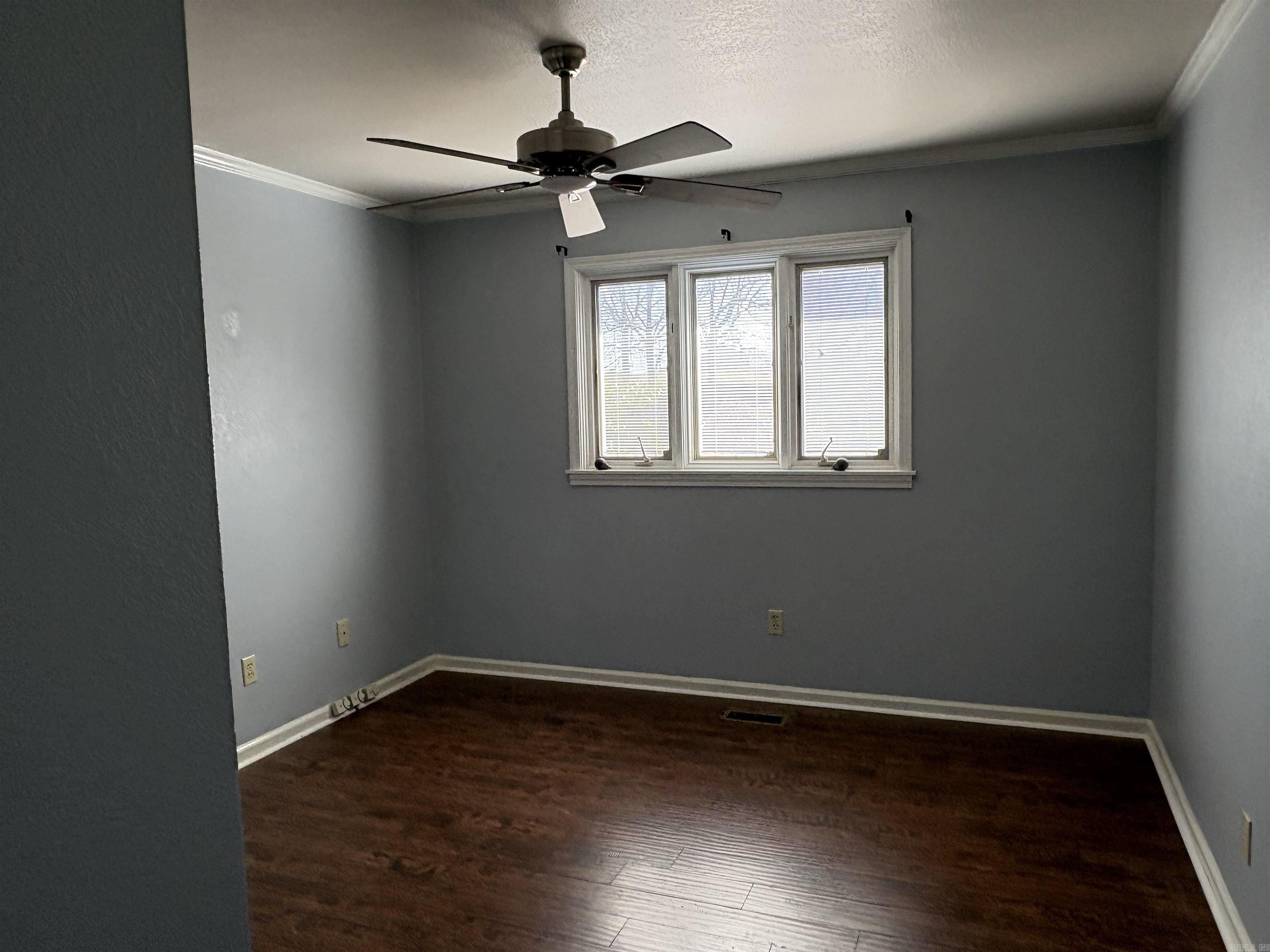 CAROL LEE - Residential