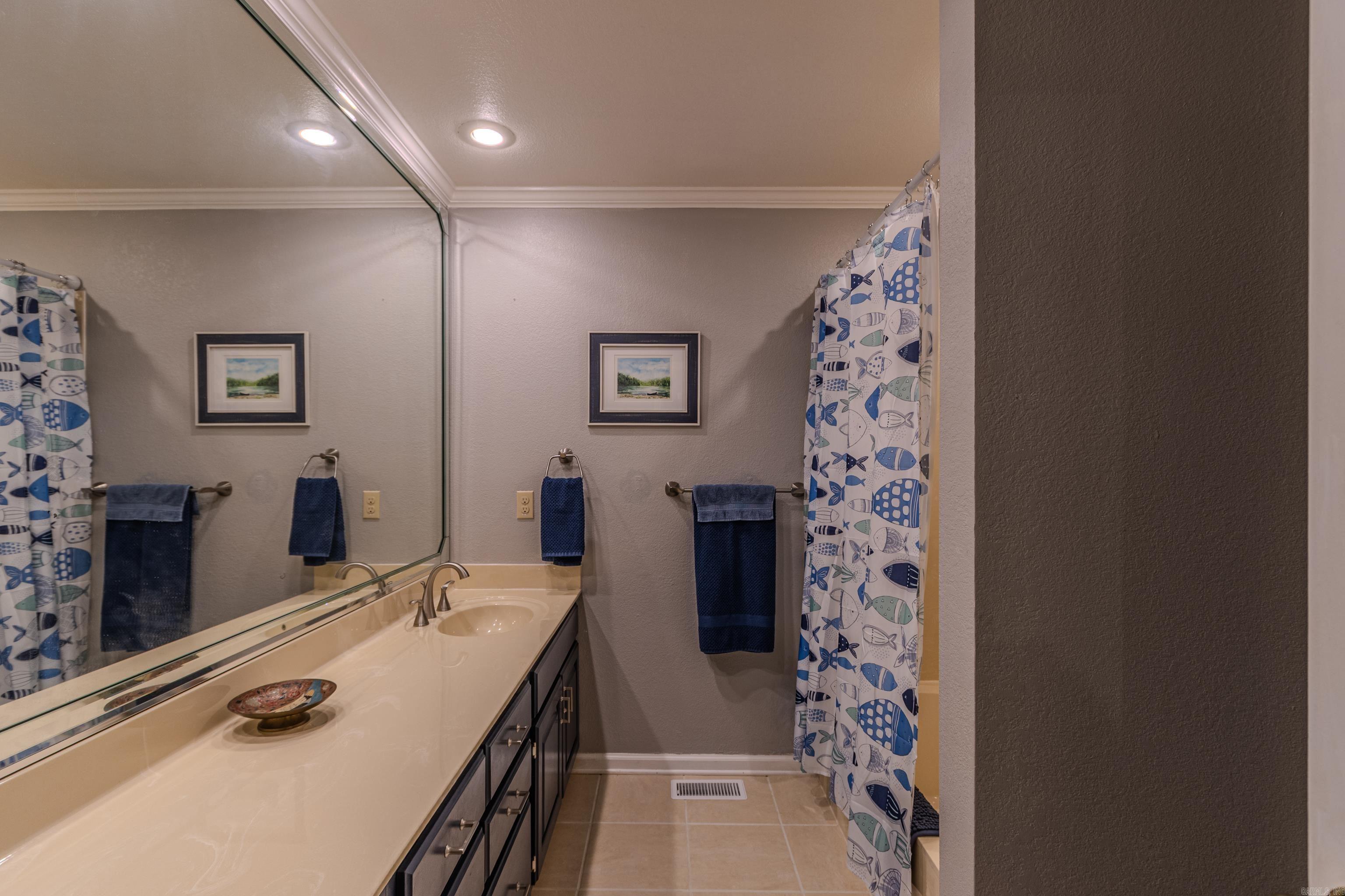 CAROL LEE - Residential