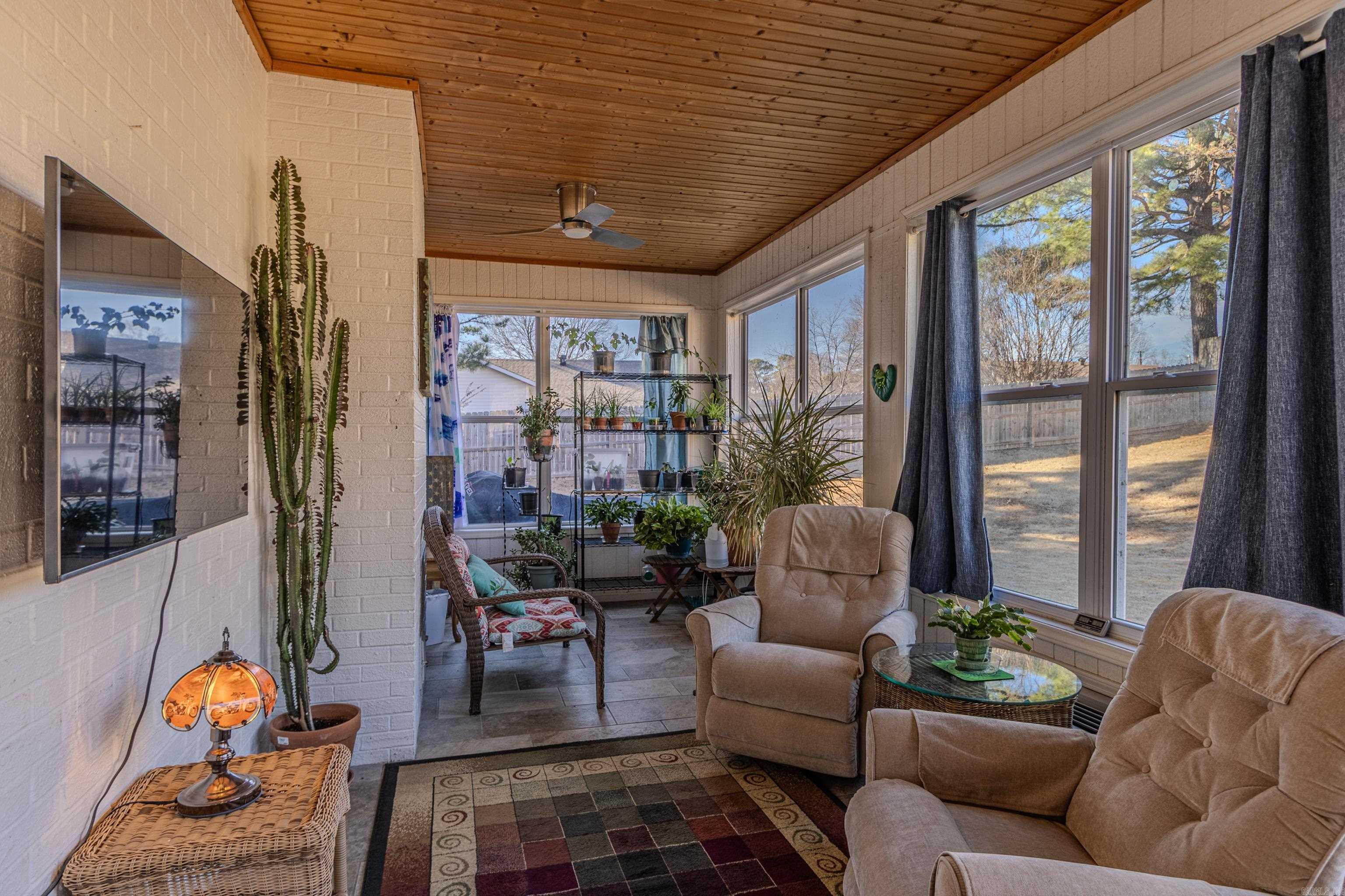 CAROL LEE - Residential