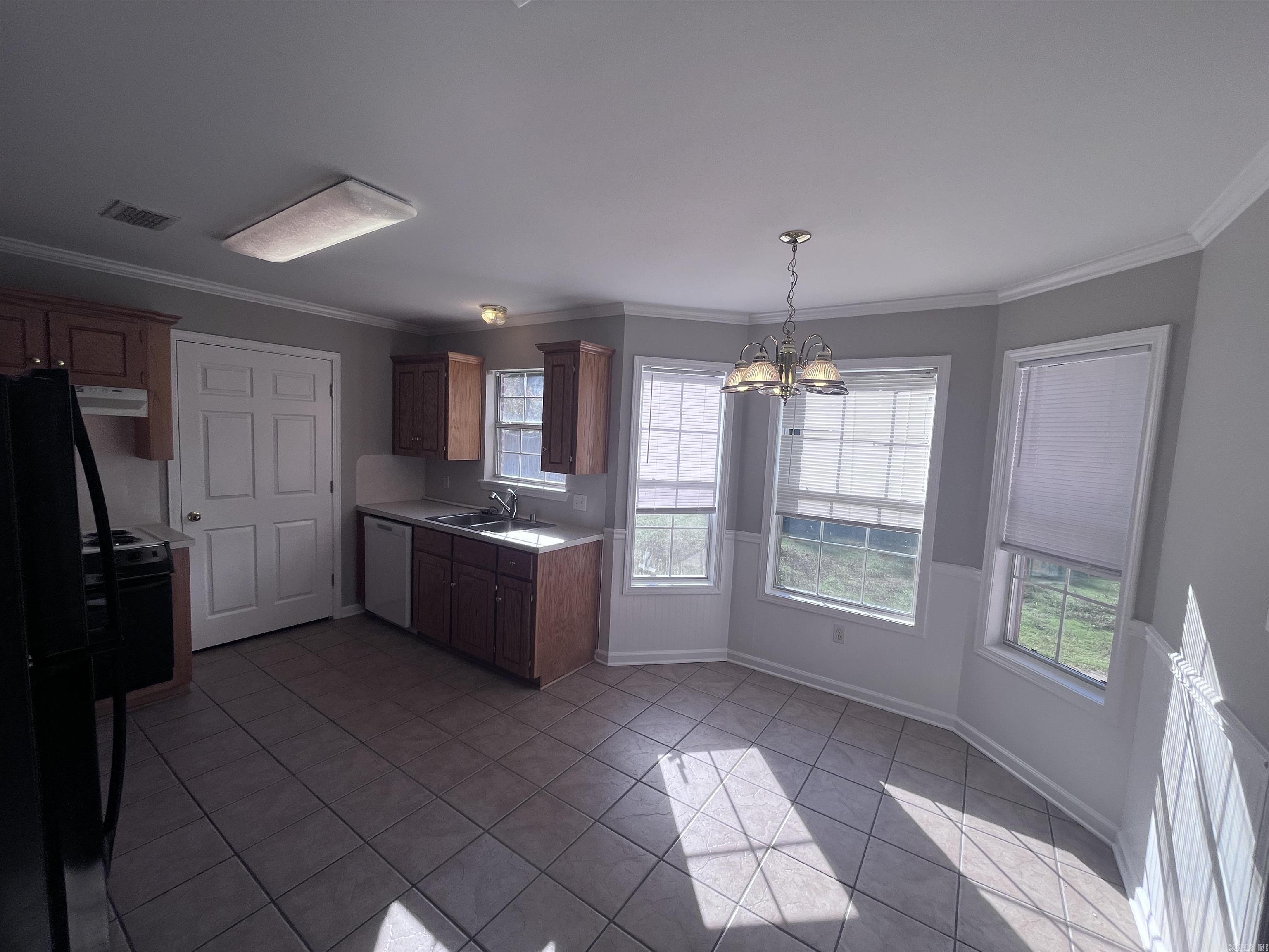 Robinwood - Residential Lease