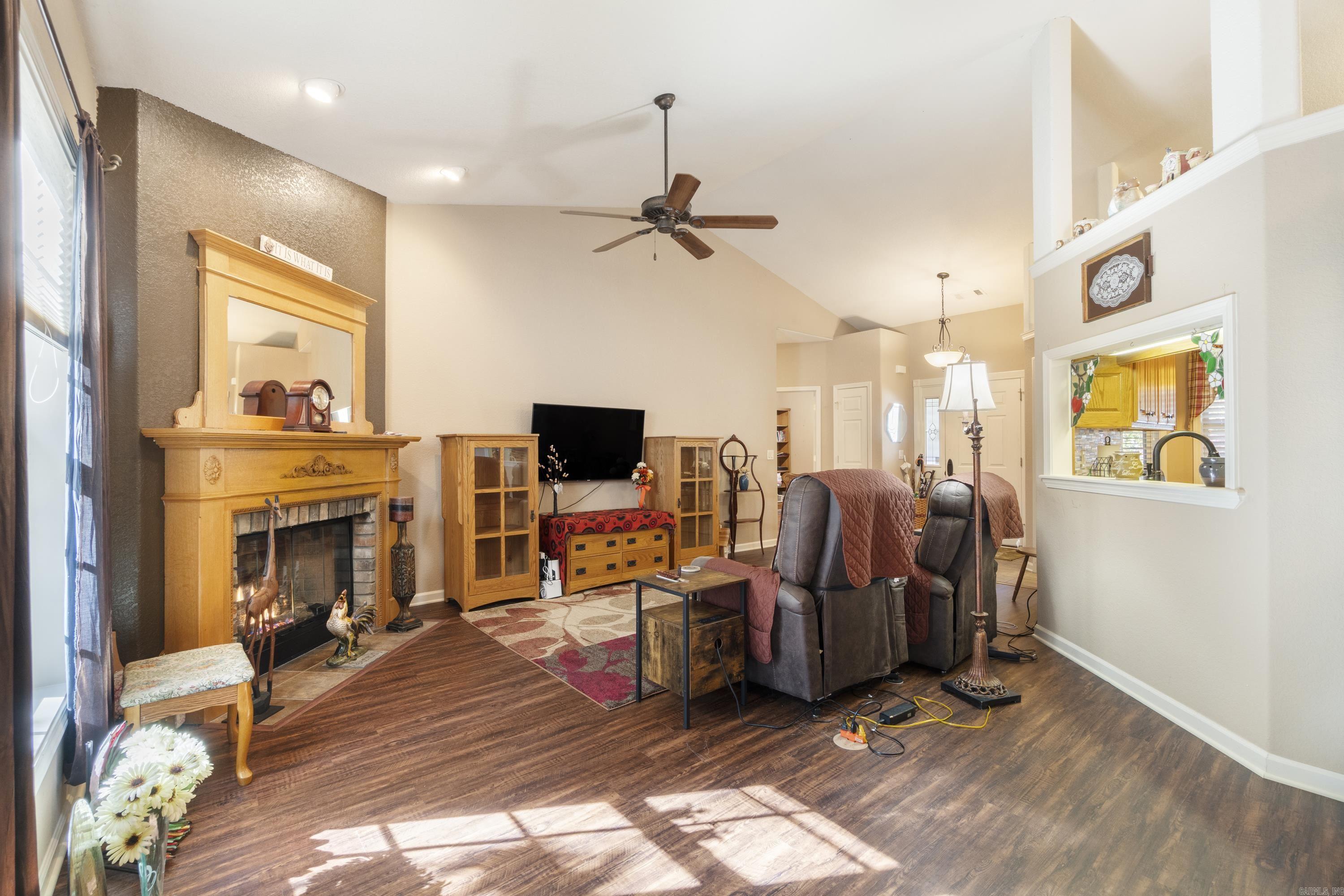 ALEGRIA - Residential