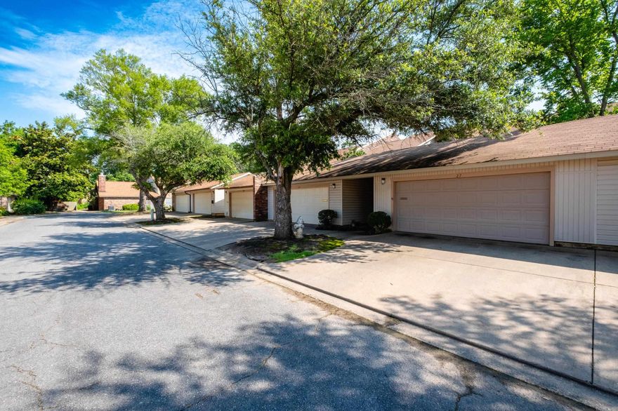 In the heart of Little Rock, this 3 bed, 2 1/2 bath condo offers convenience to shopping, dining, entertainment and more. Two car garage, dining room, large living room, and a small private patio. Refrigerator, washer and dryer all convey at no additional cost. Come see if this one is right for you!