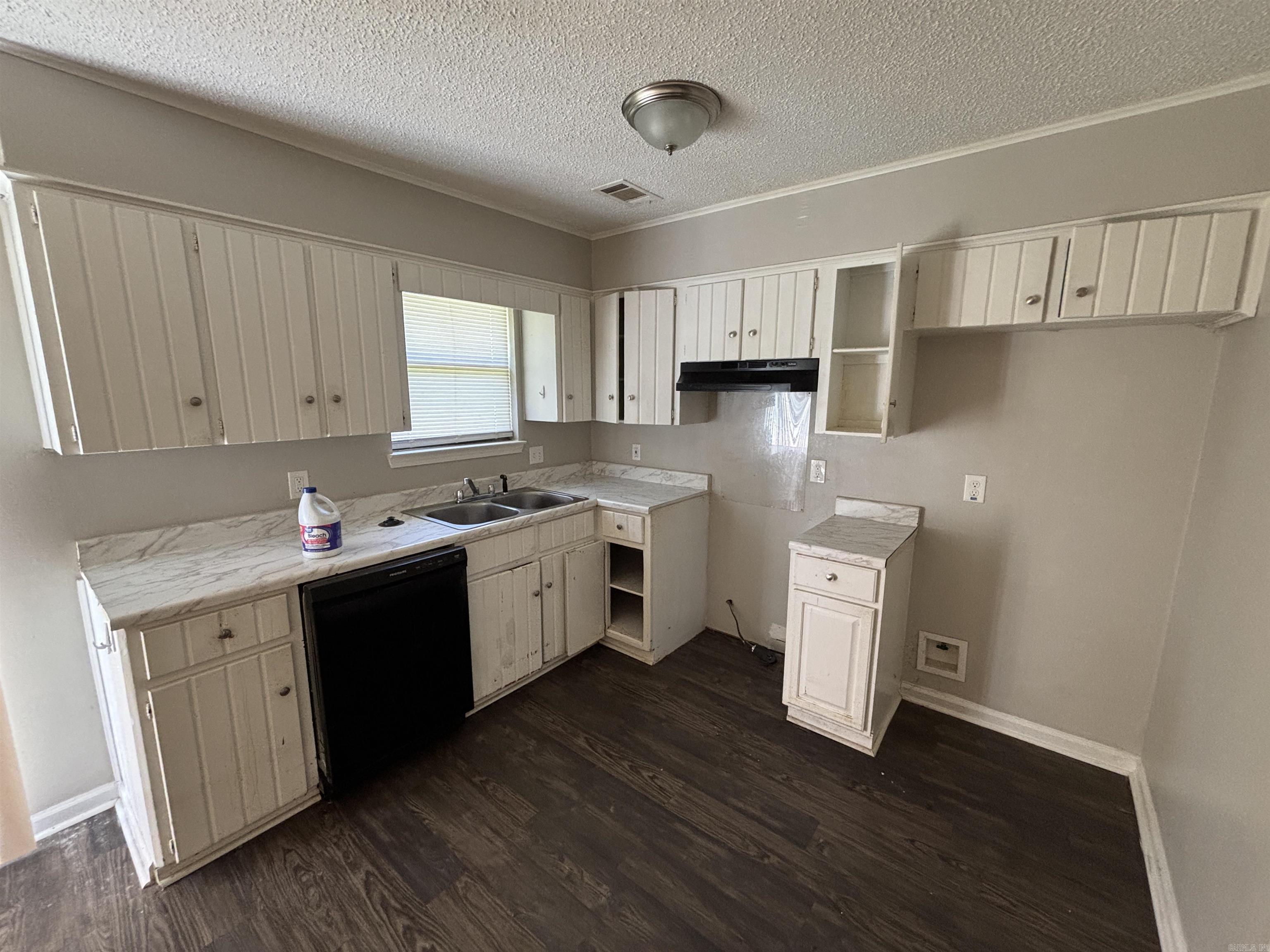 CLOVER RIDGE - Residential