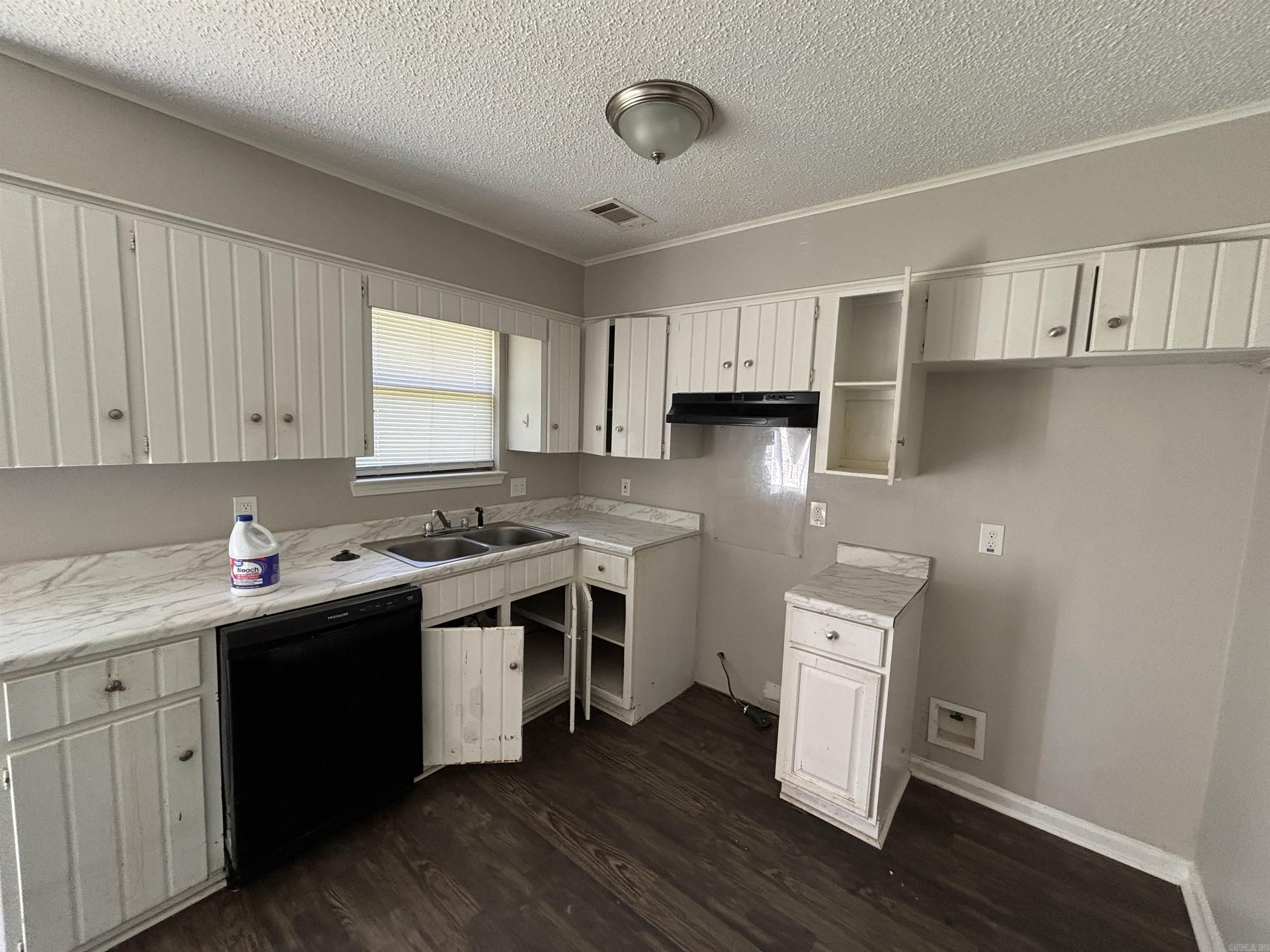 CLOVER RIDGE - Residential