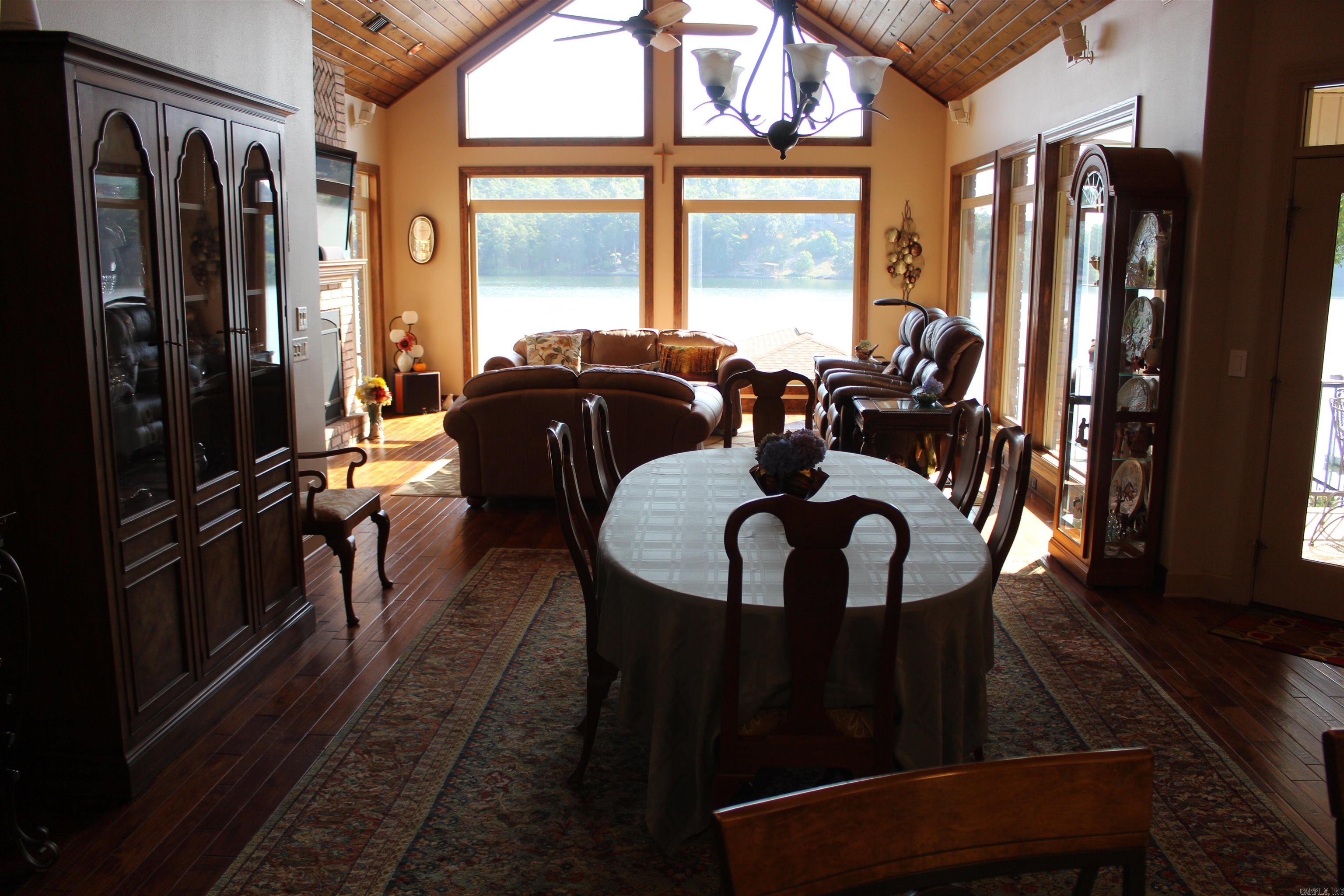 Sorpresa - Residential