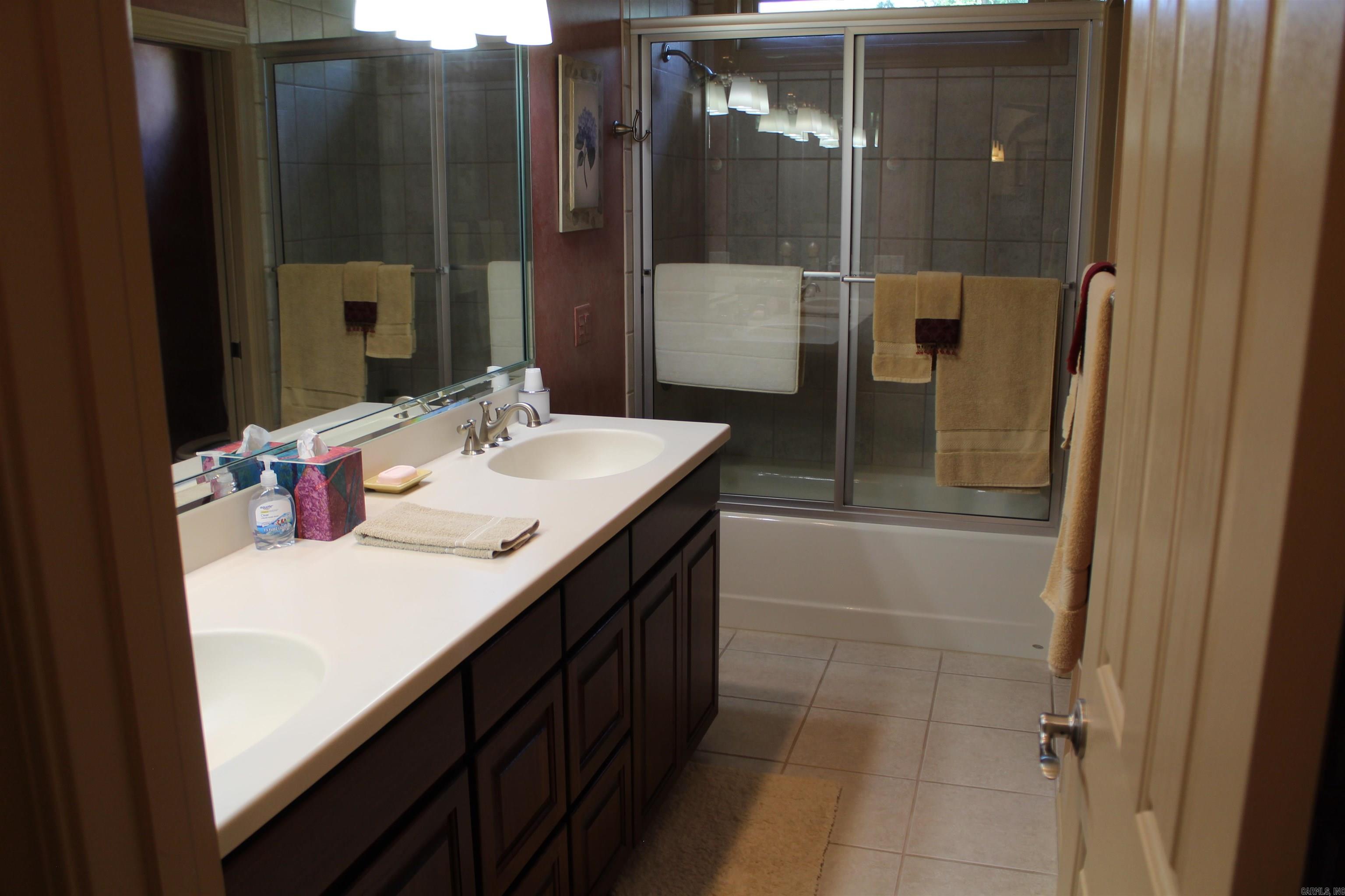 Sorpresa - Residential