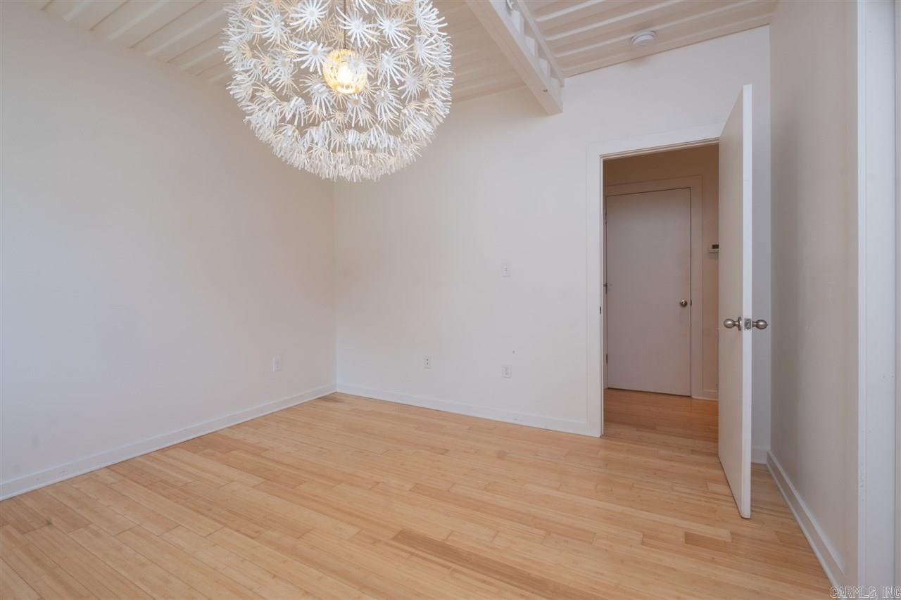 DUVALLS - Residential