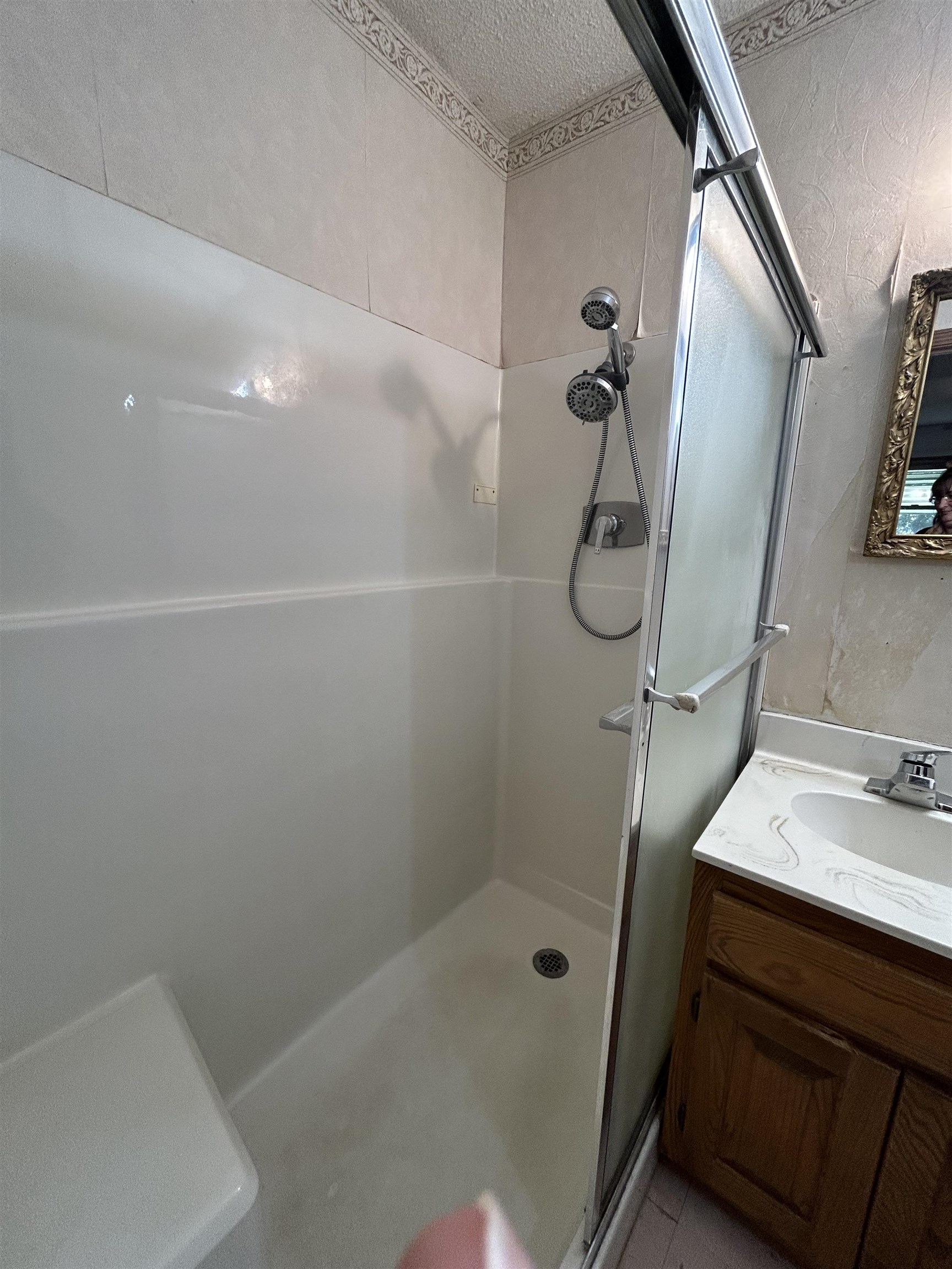 Kima 2nd - Residential Lease