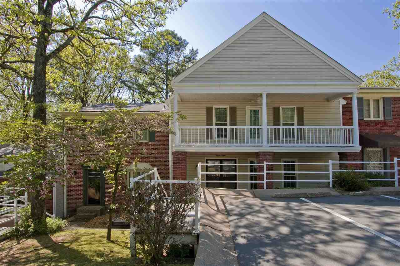 KINGSBRIDGE TWNHSE - Residential