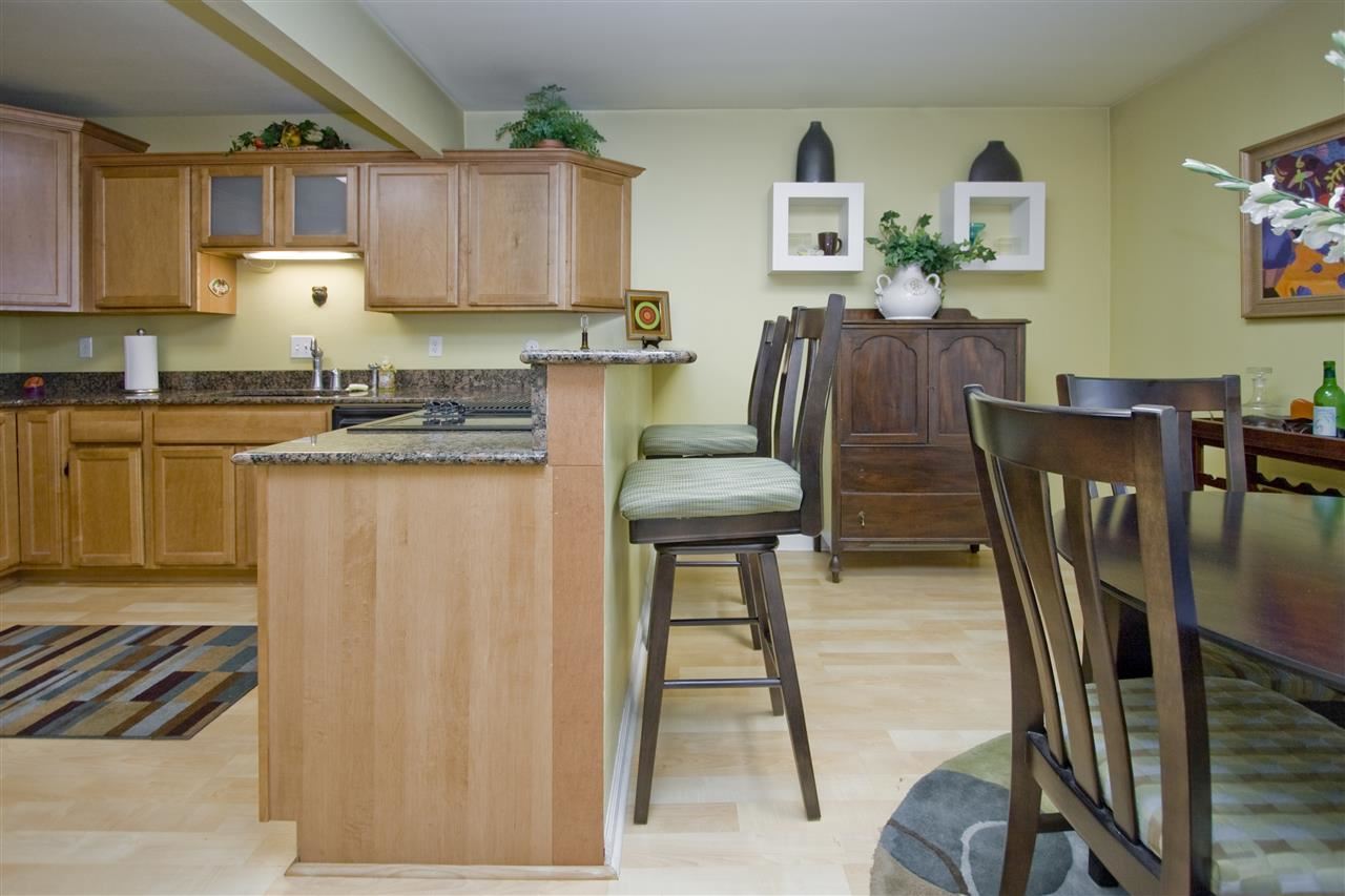 KINGSBRIDGE TWNHSE - Residential