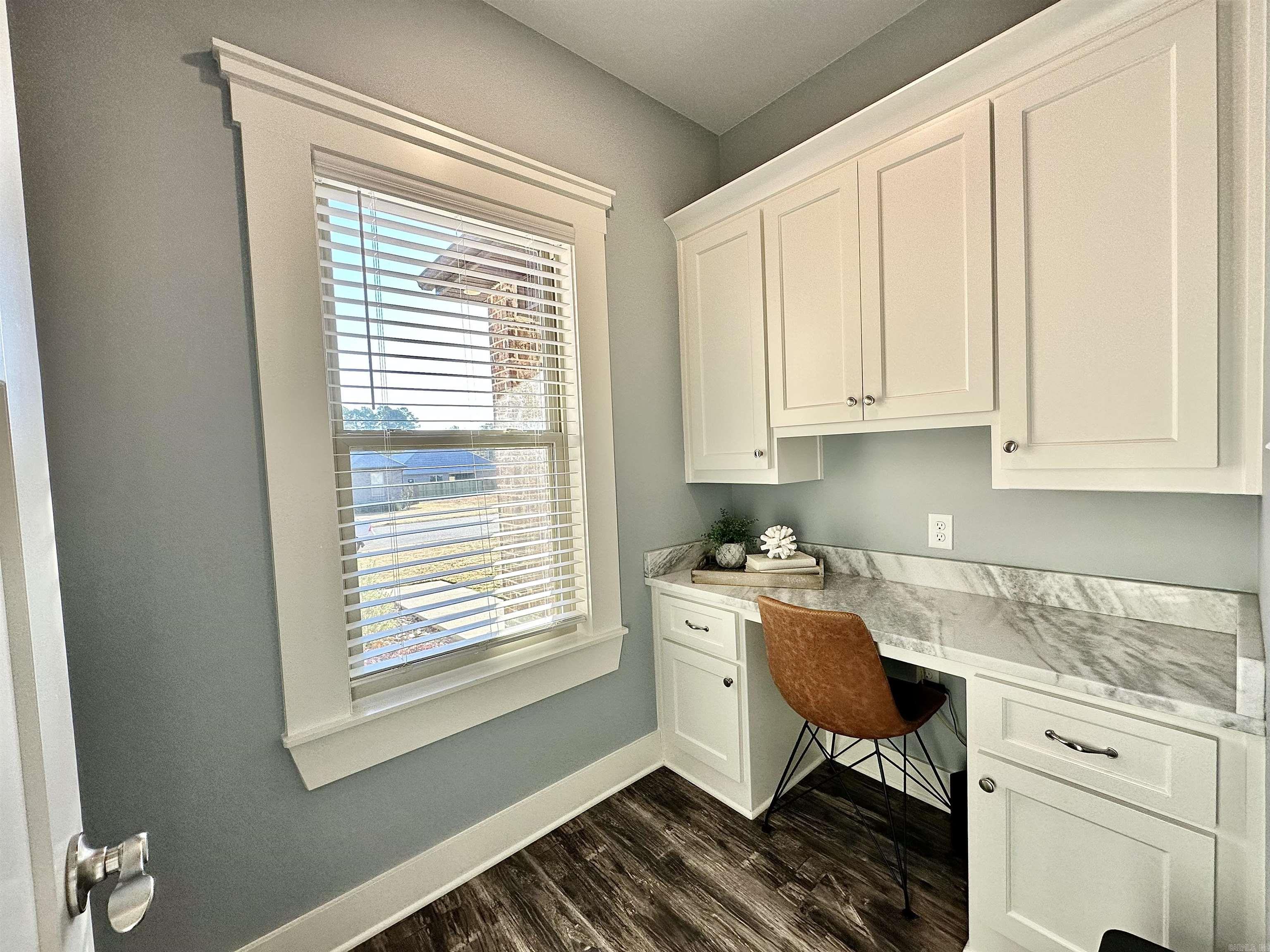 LEGACY POINTE - Residential