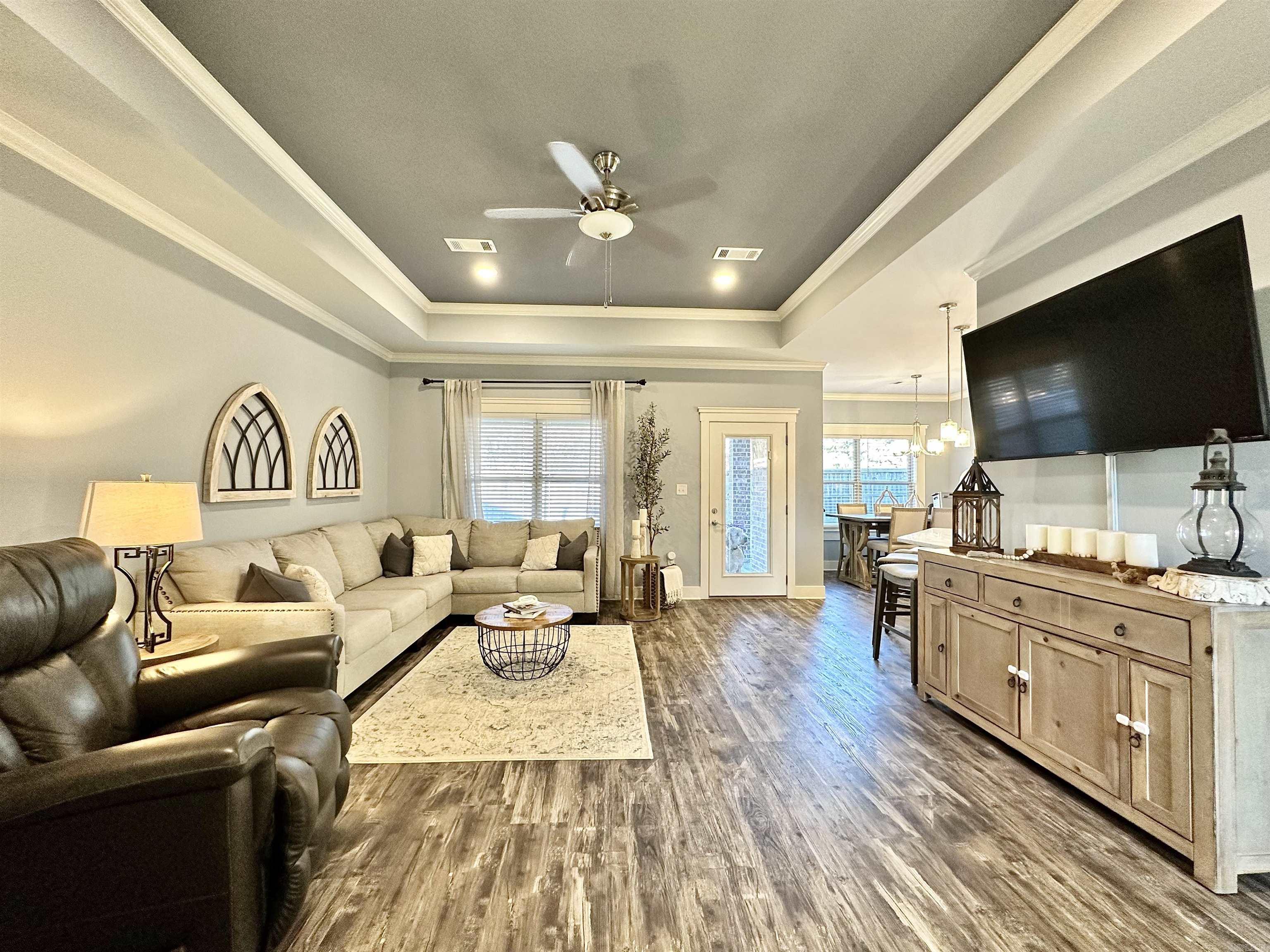 LEGACY POINTE - Residential