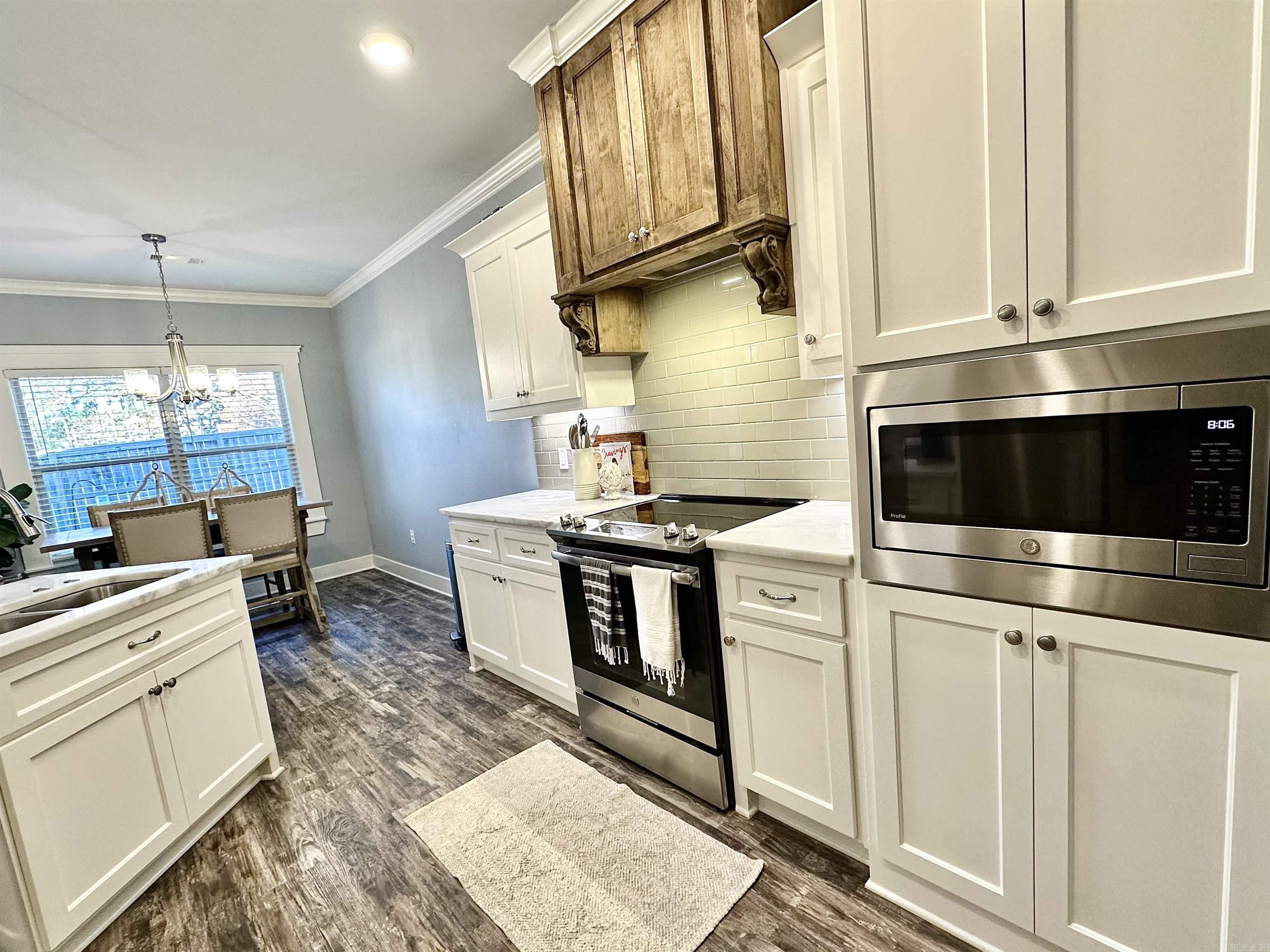 LEGACY POINTE - Residential