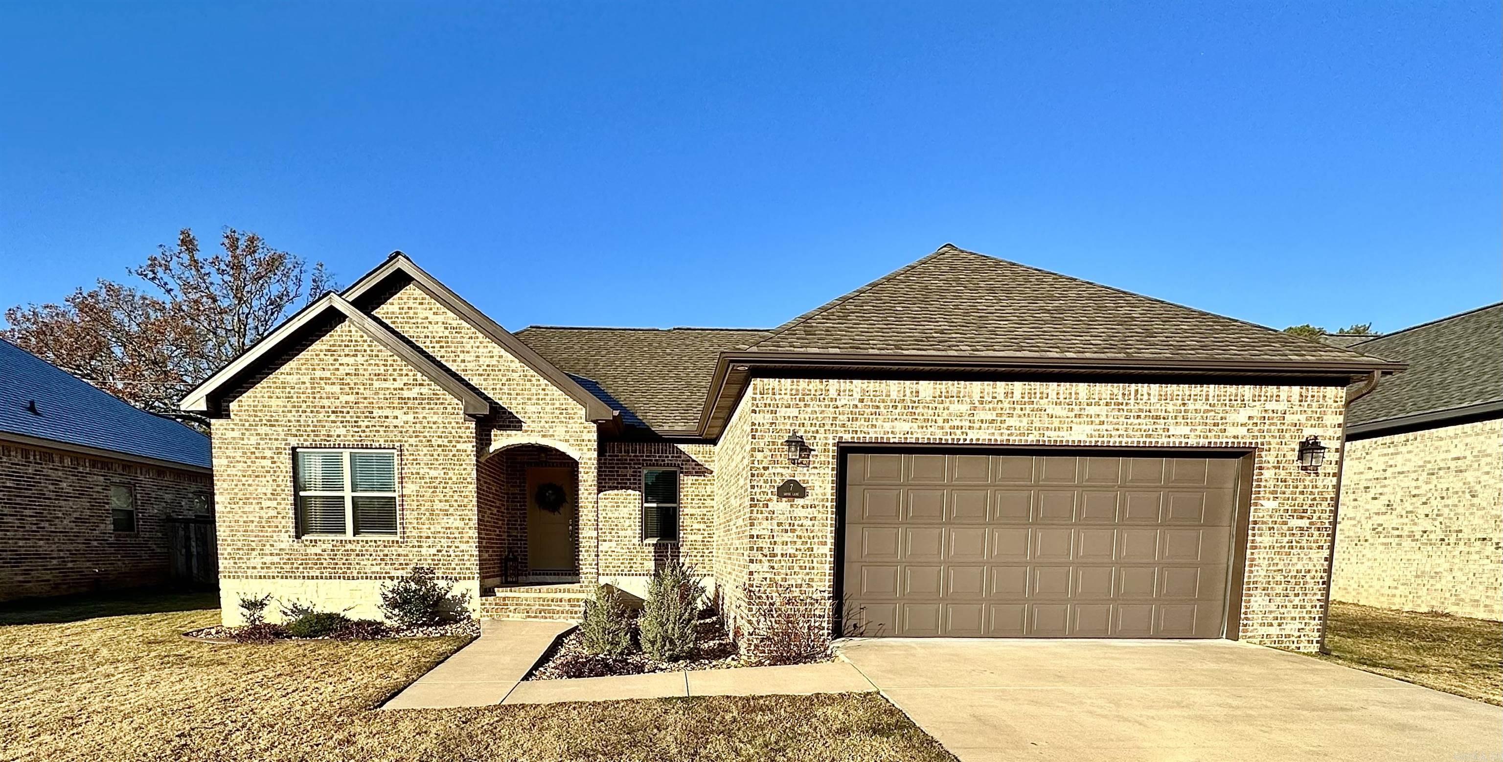 LEGACY POINTE - Residential