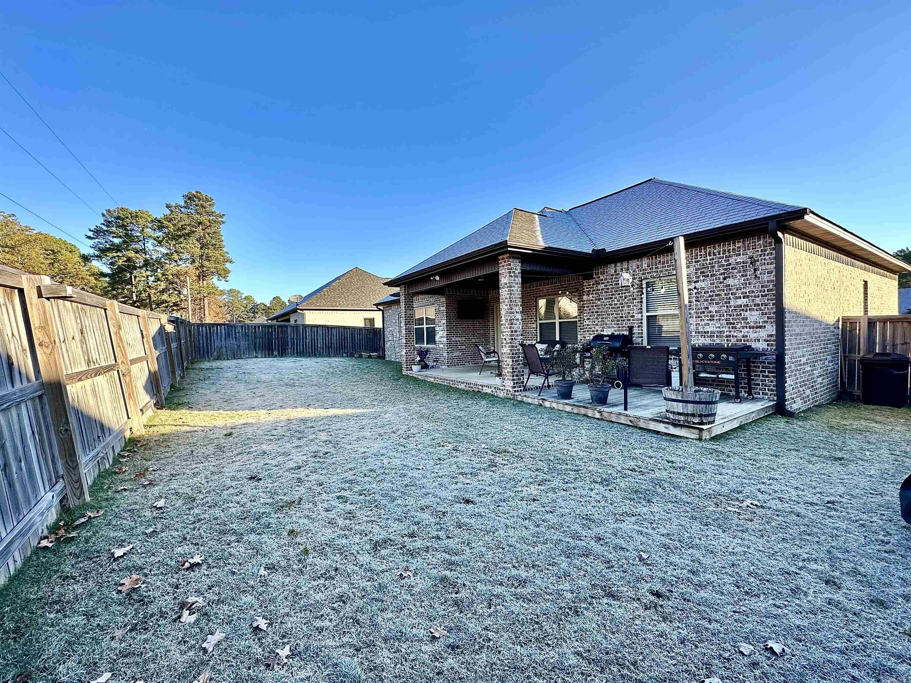 LEGACY POINTE - Residential