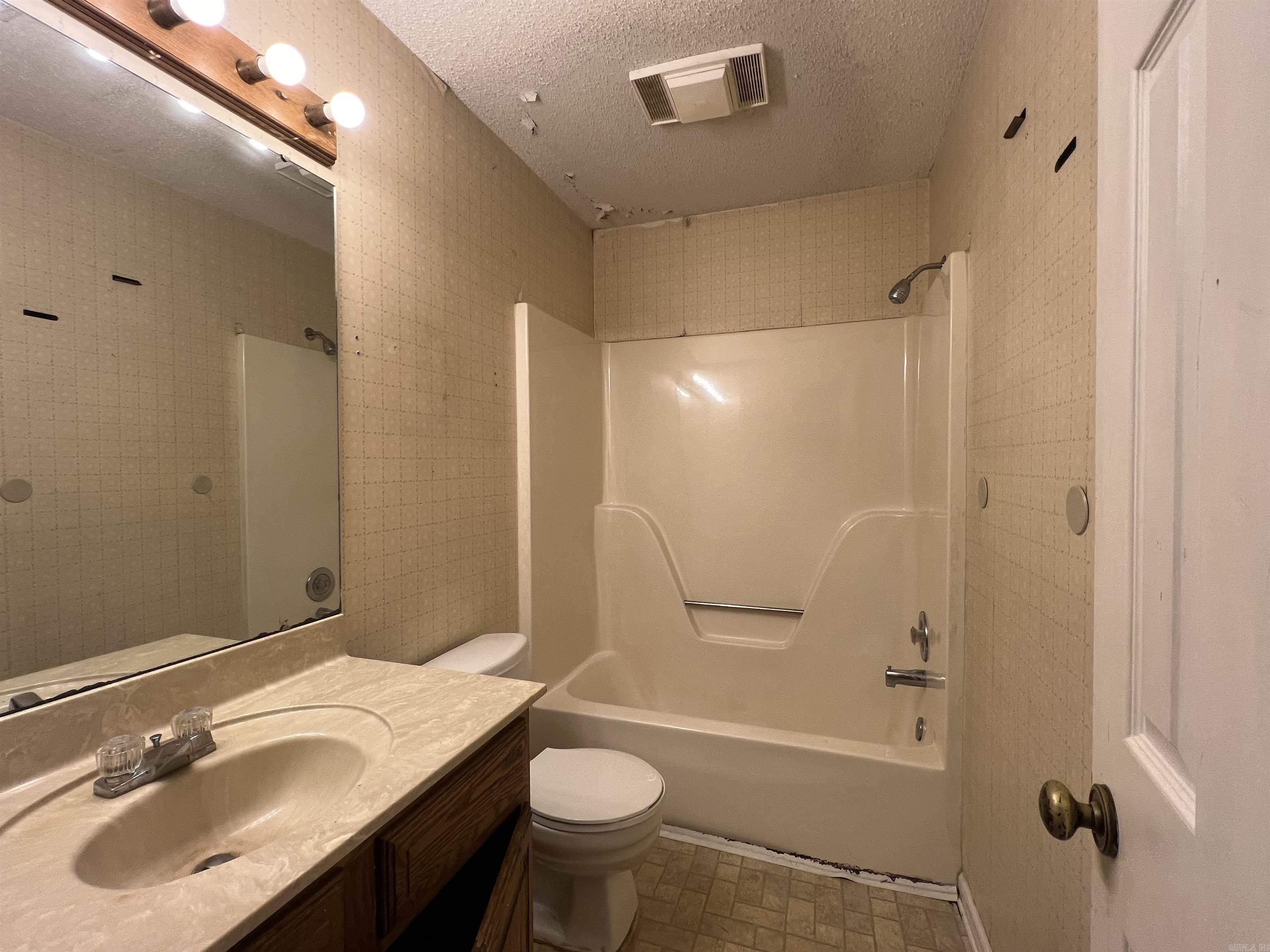 PARKWAY PLACE - Residential