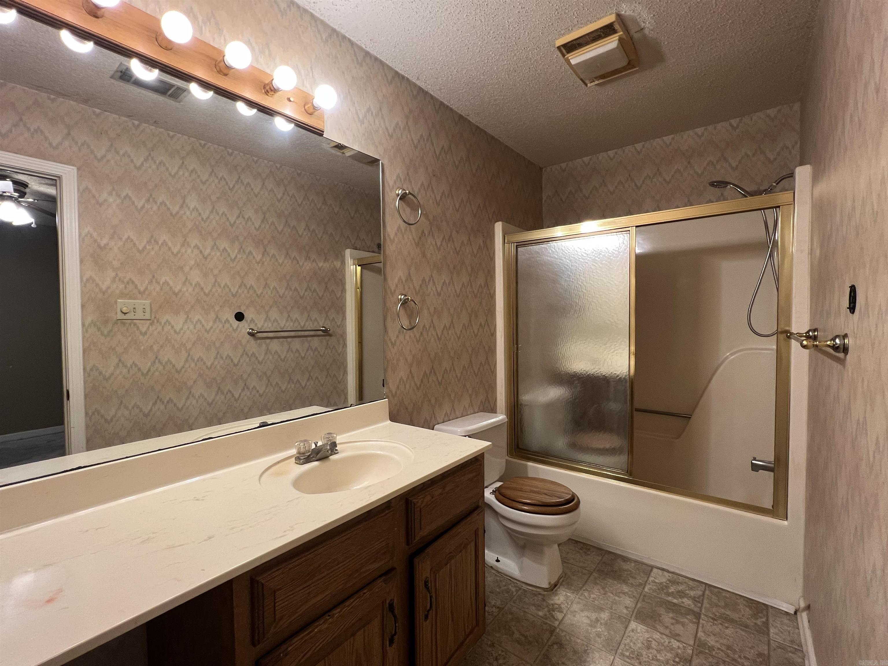 PARKWAY PLACE - Residential