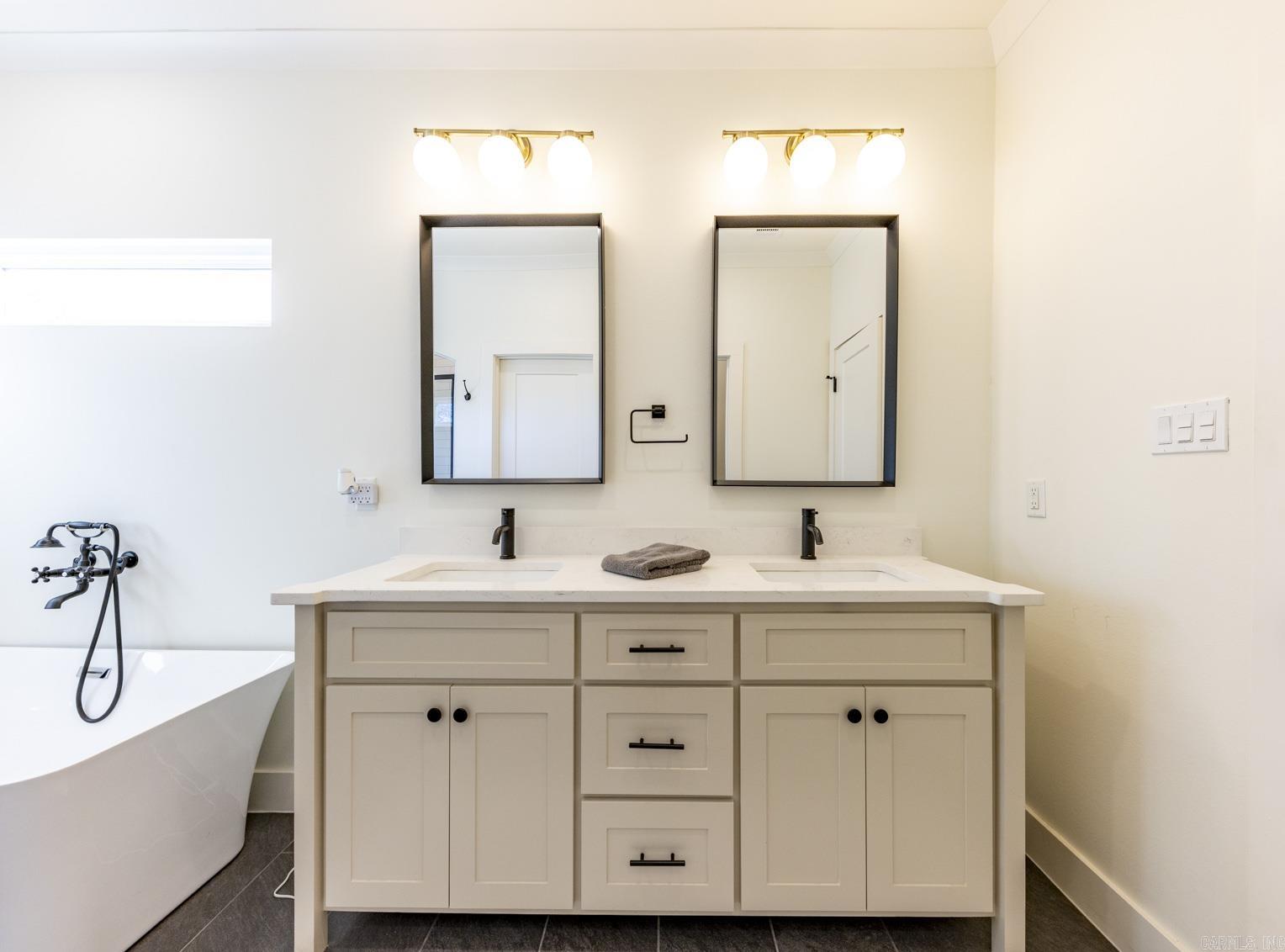 FIELDS OF HURRICANE LAKE ESTATES - Residential