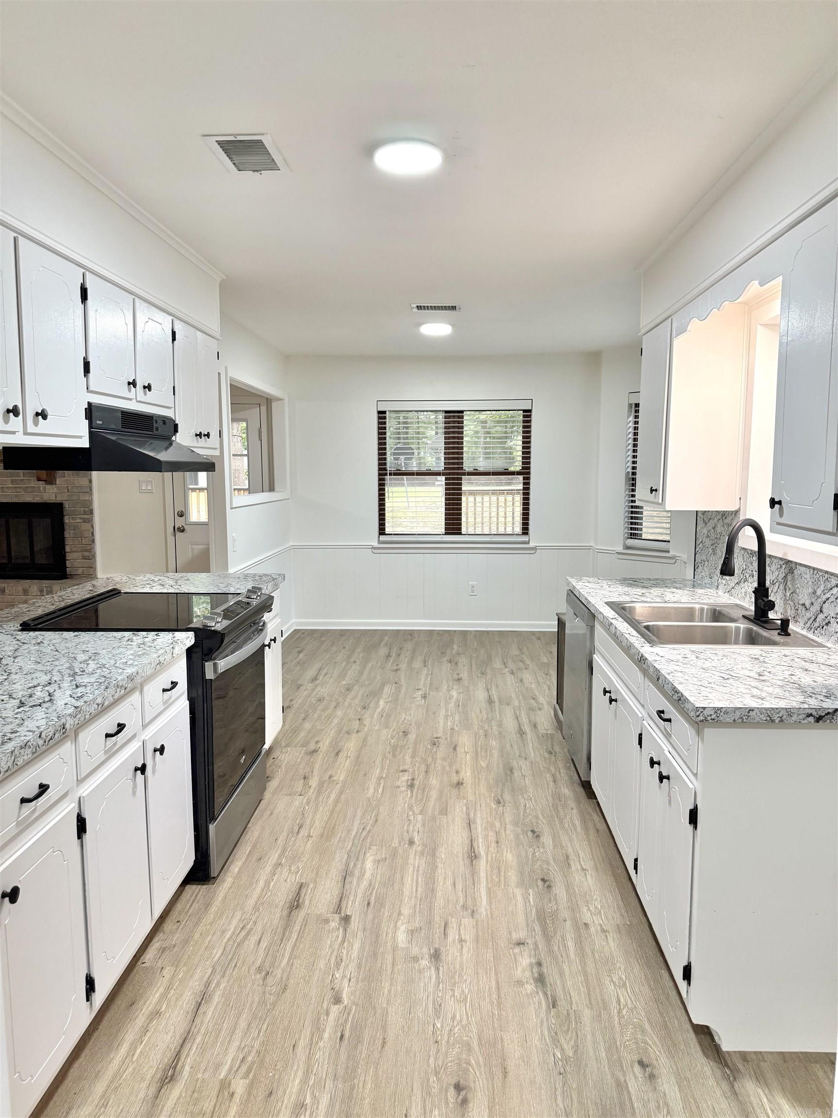 WHIPPOORWILL CREEK - Residential