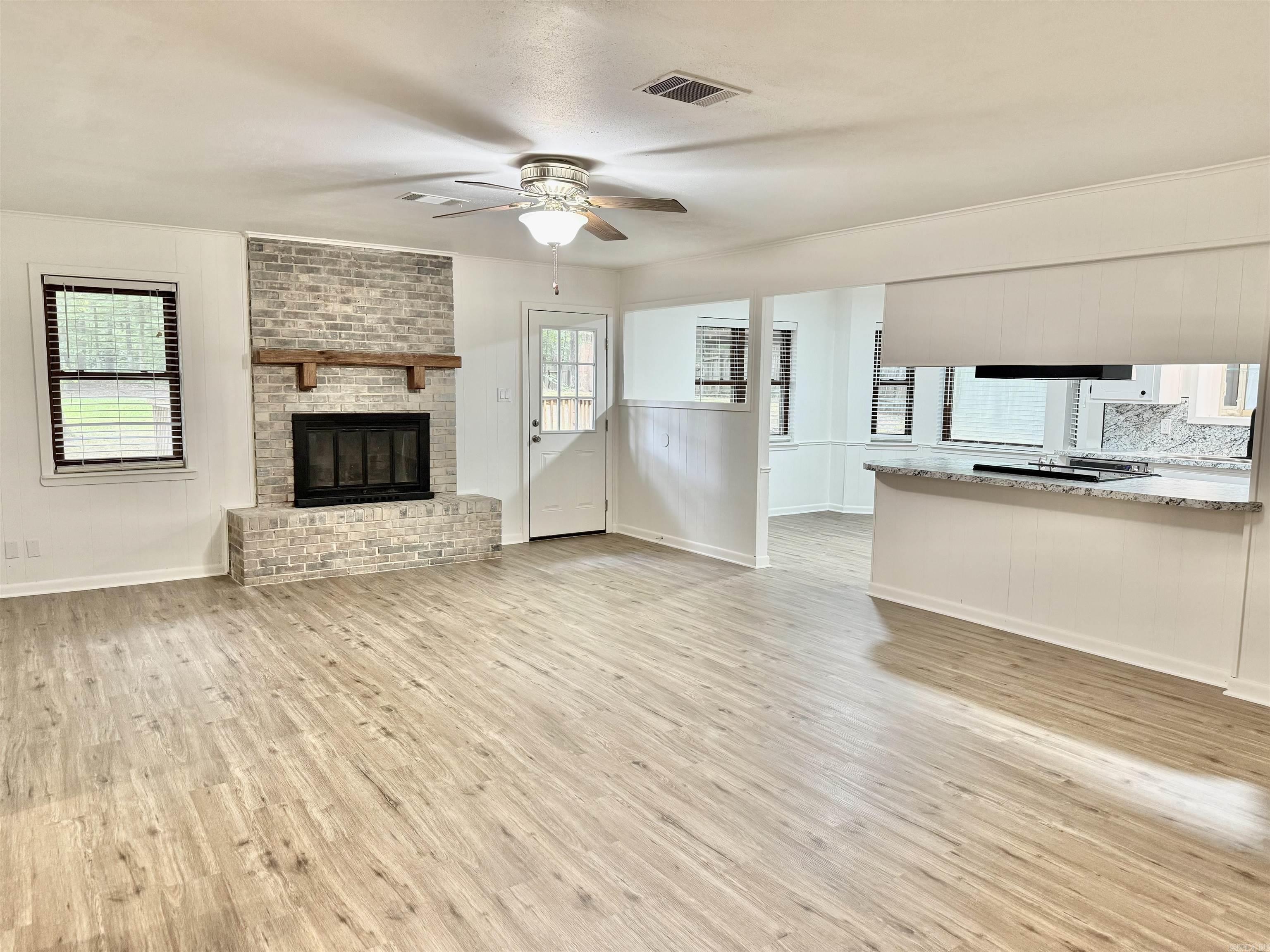 WHIPPOORWILL CREEK - Residential