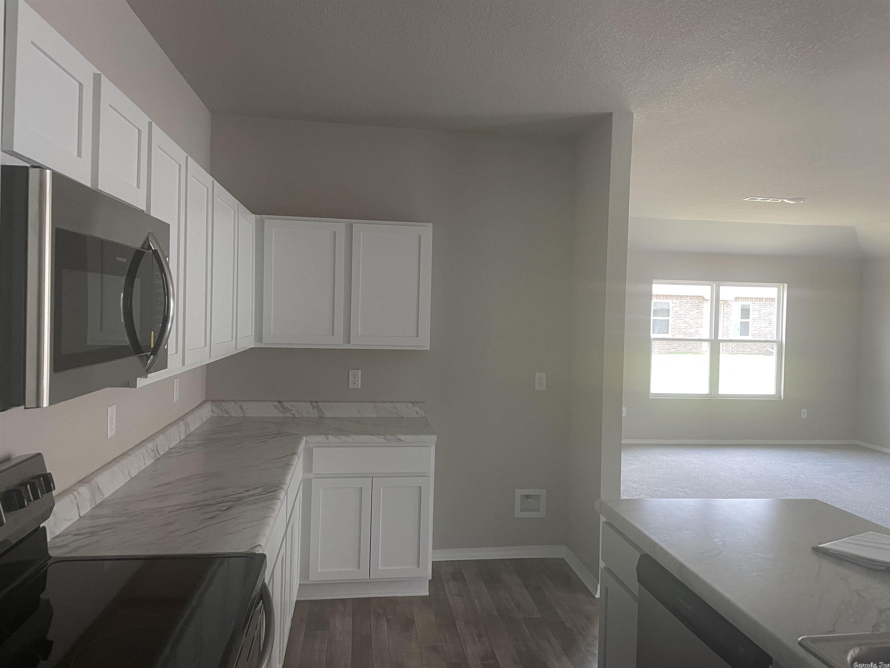 WHITE OAK CROSSING - Residential