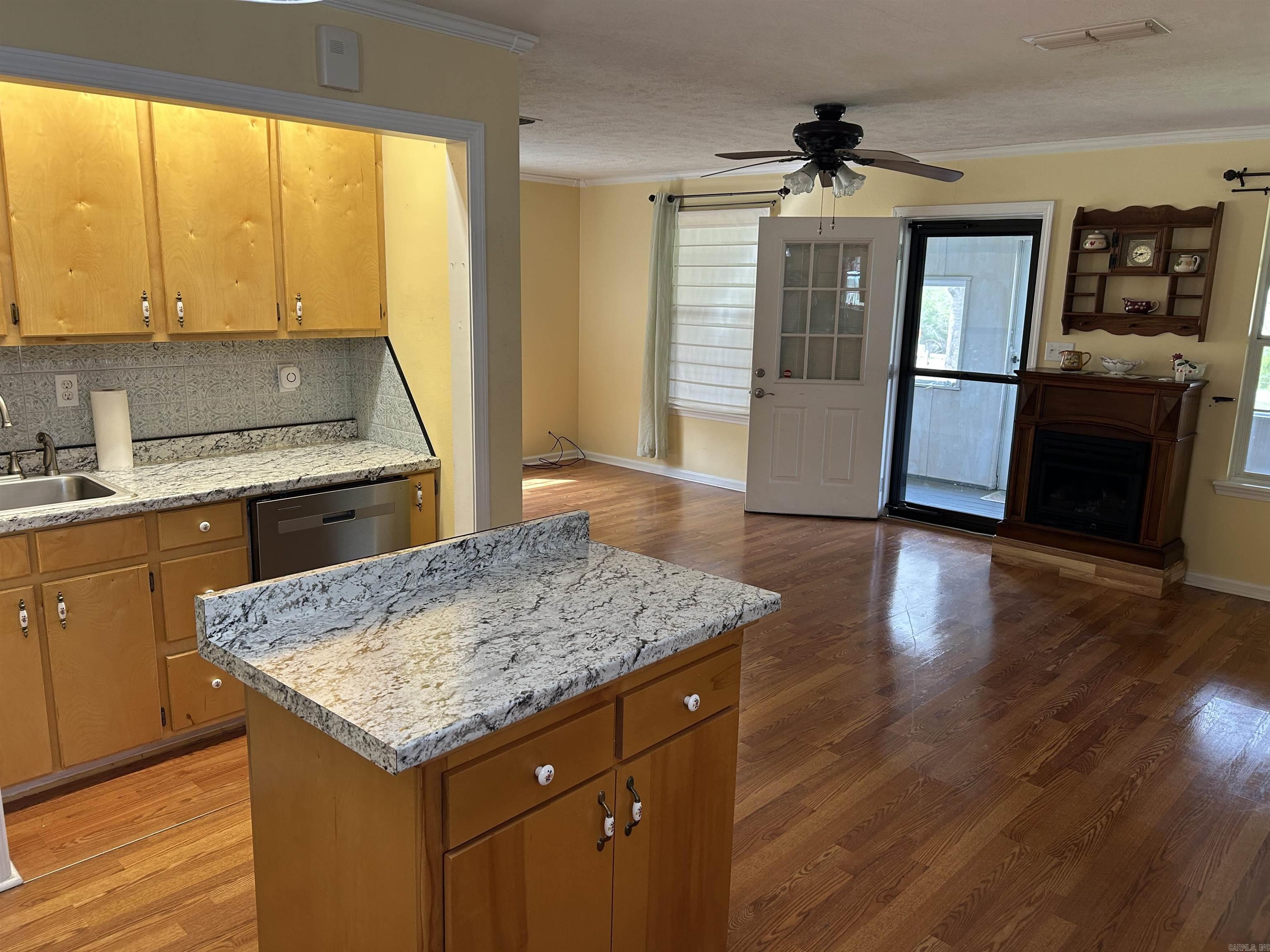 THORNBURG - Residential