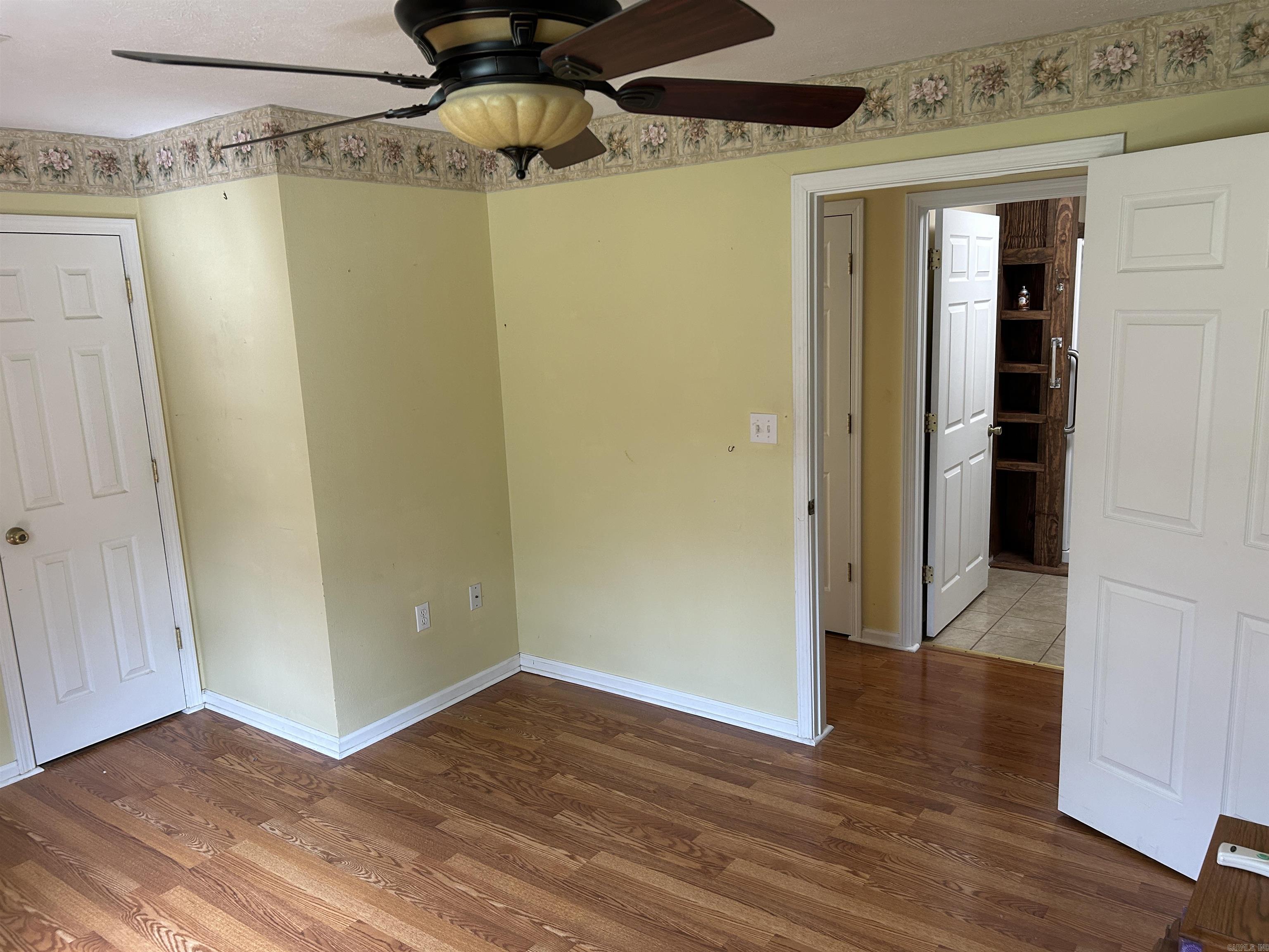 THORNBURG - Residential